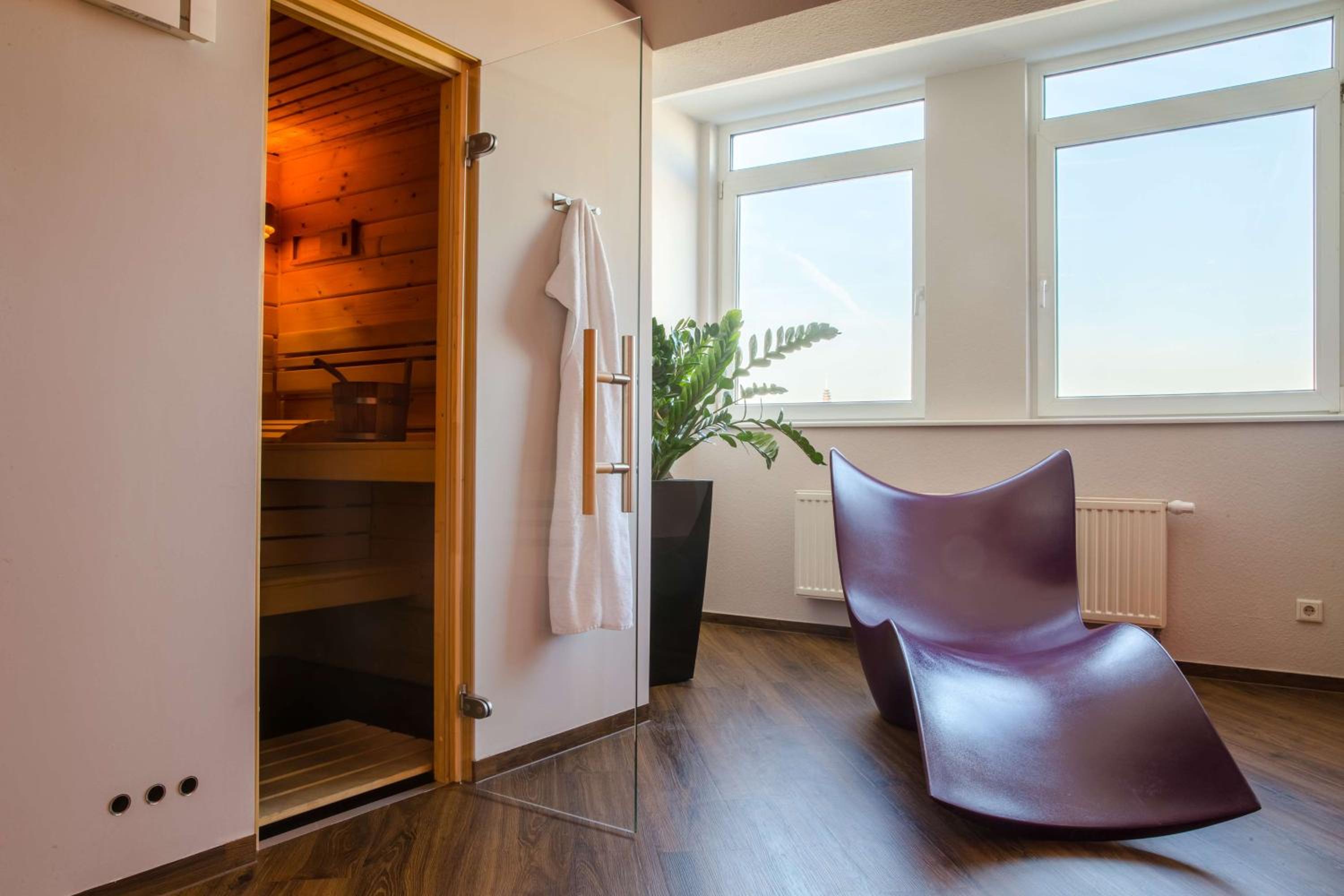 Park Inn by Radisson Nurnberg - Property Image 12