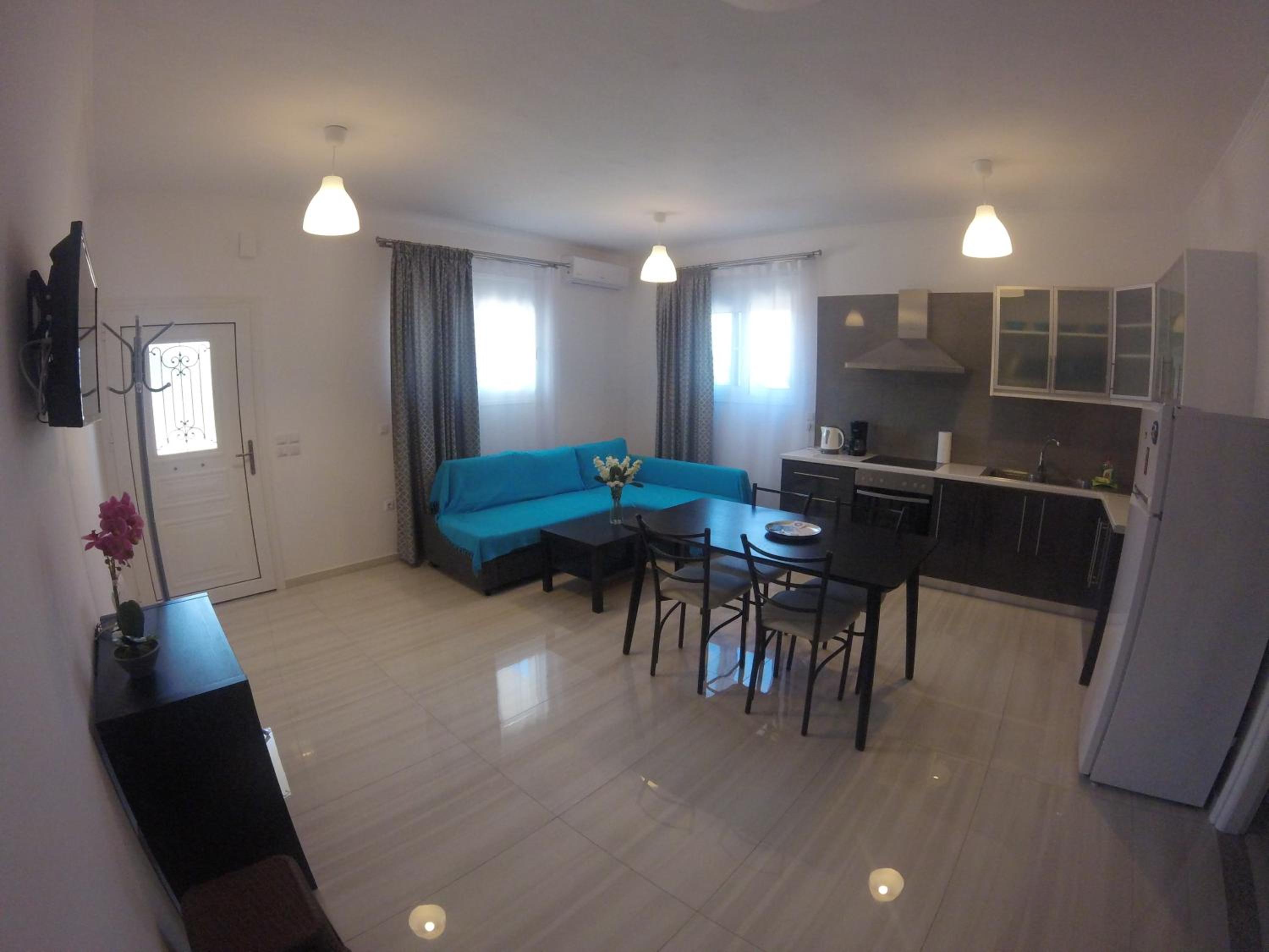Kanellos luxury apartments view 4