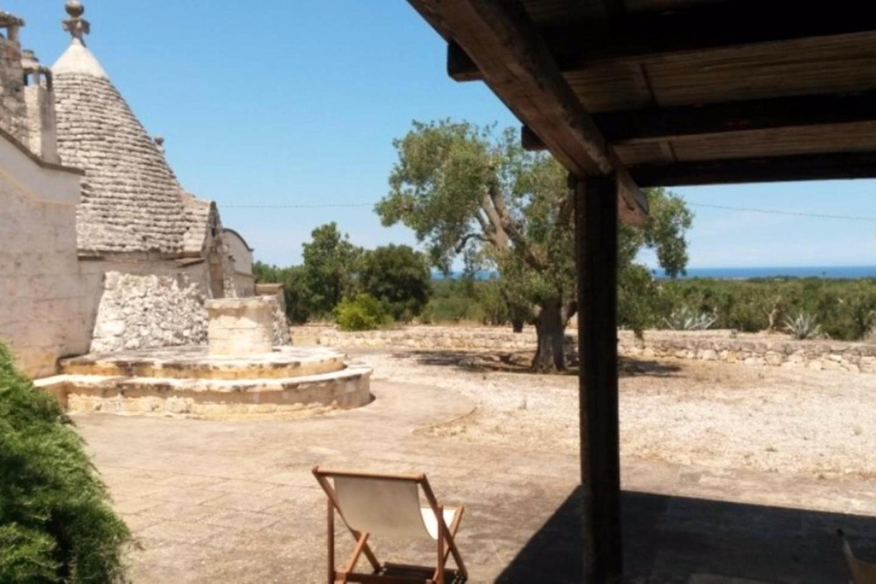 Villa 4 trulli, sea view, vista mare, isolata view 5