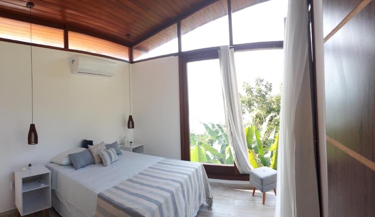 Casa moderna perto do mar