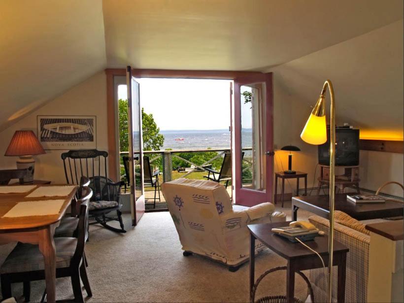 Beach Cottage Inn