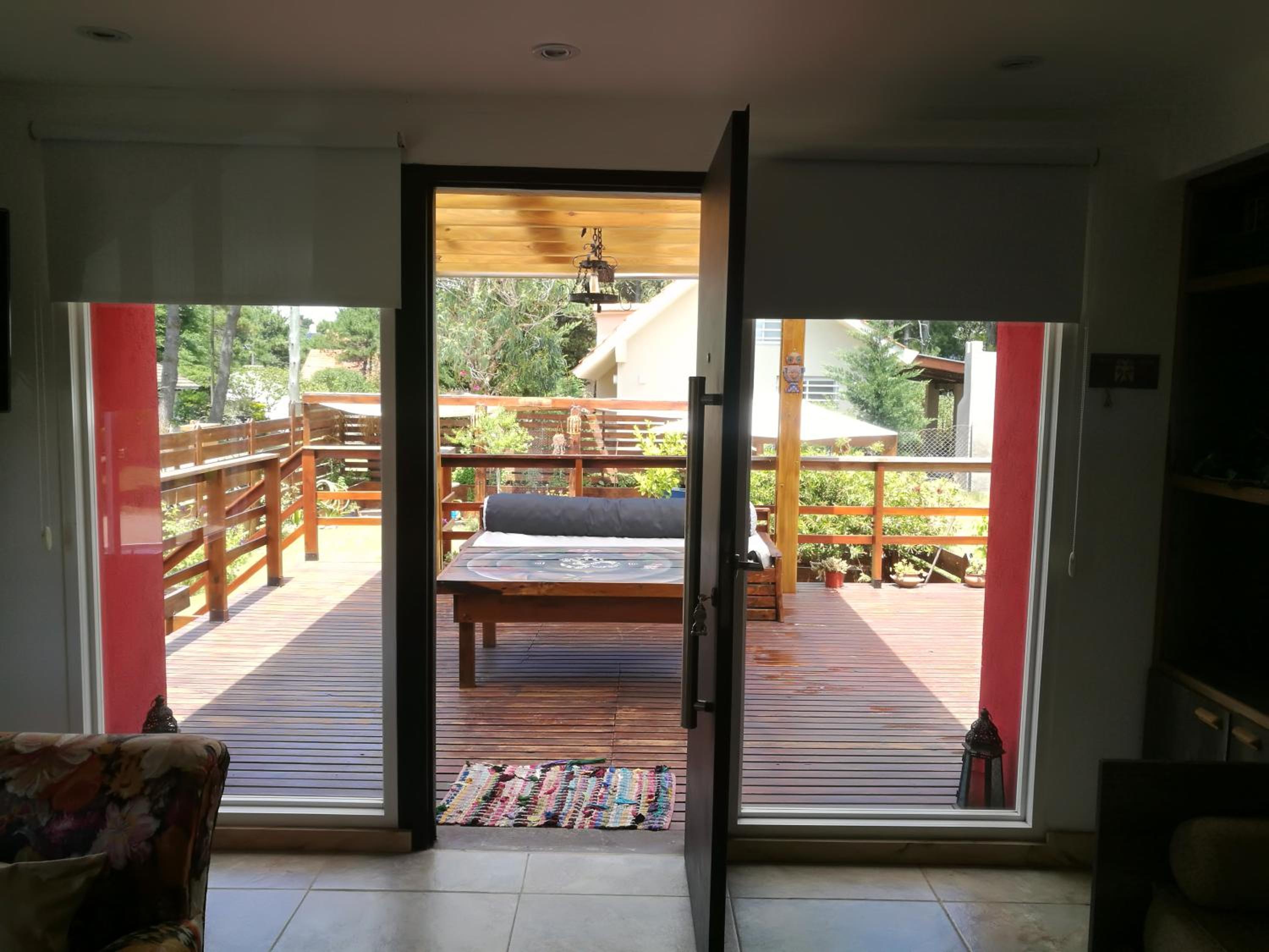 Departamento con parque a metros del mar