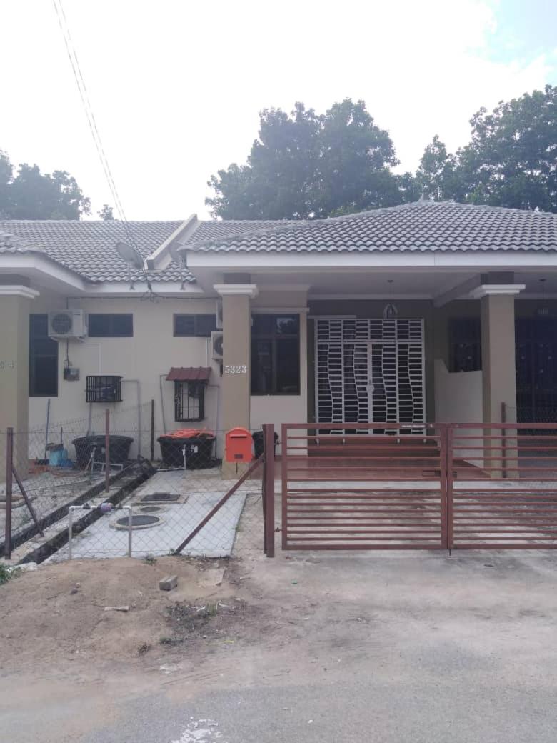 AK PERMATA HOMESTAY photo 4