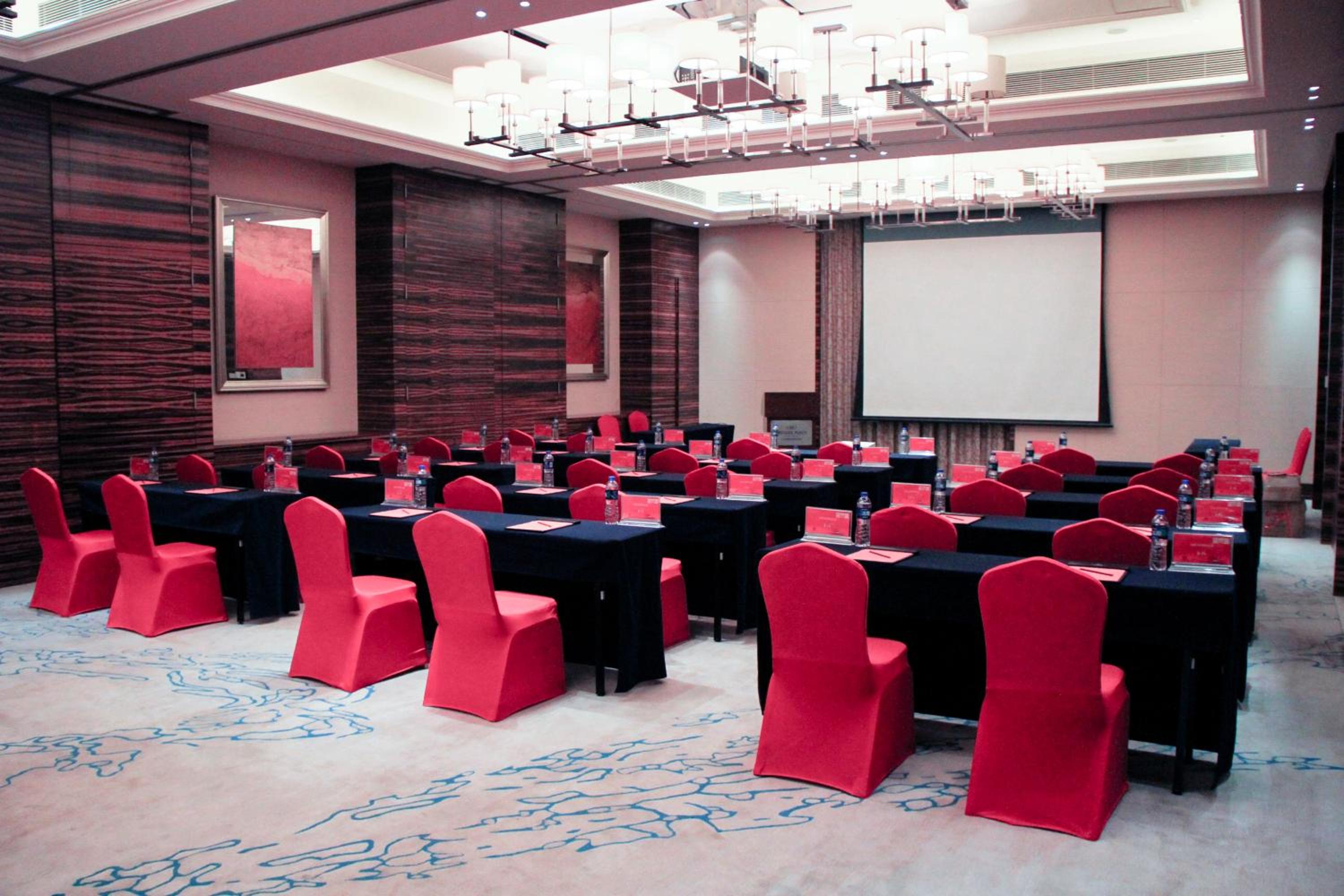 Crowne Plaza Tianjin Jinnan by IHG