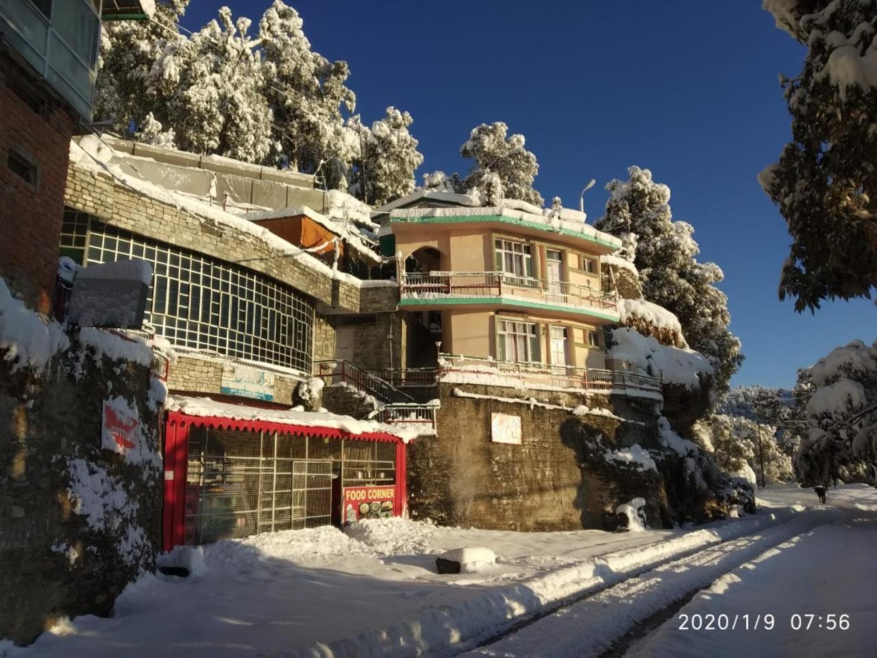 StayApart Shruti Guest House view 3