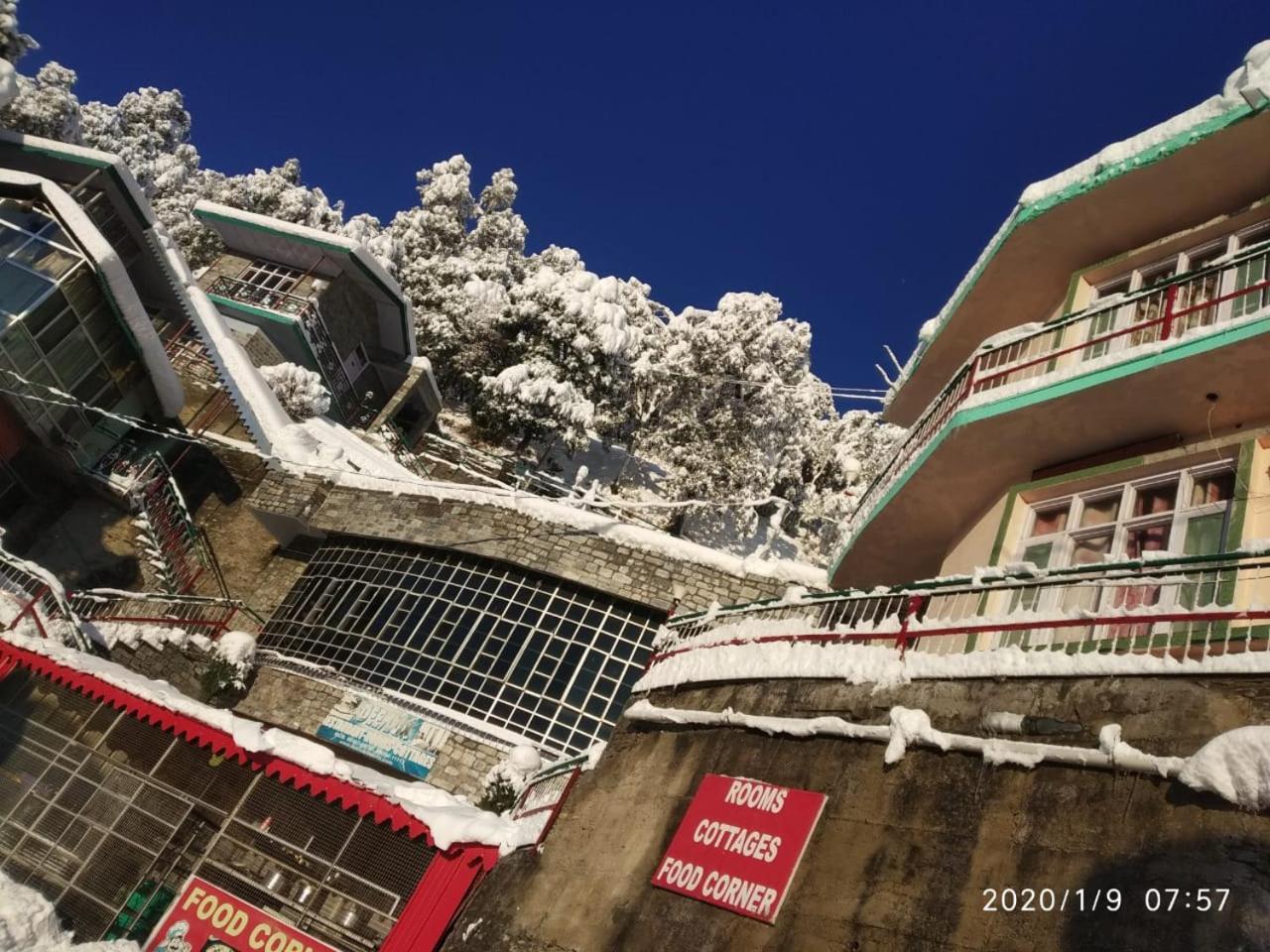 StayApart Shruti Guest House view 4