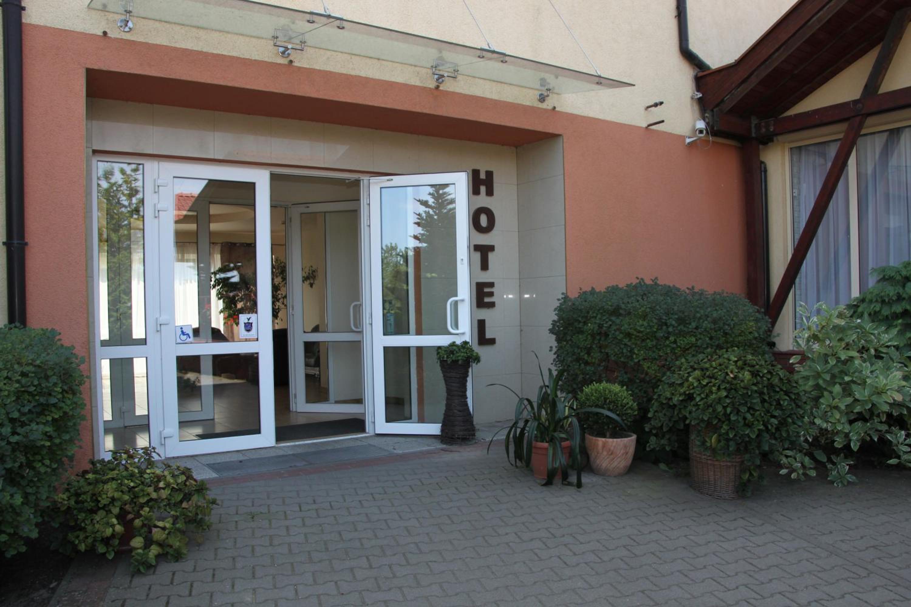 Hotel Przylesie - Image 1