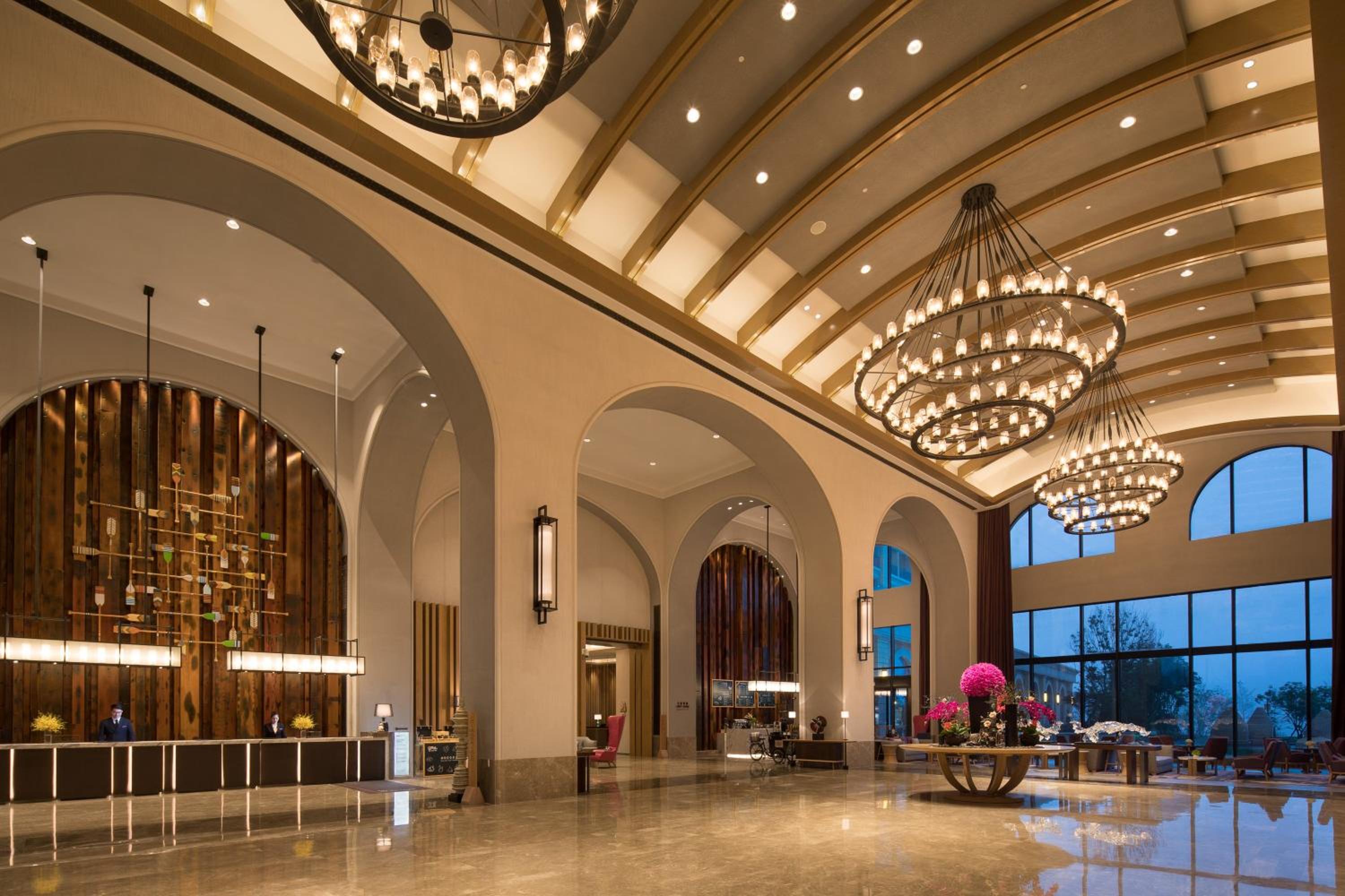 Crowne Plaza QingdaoOriental Movie Metropolis by IHG