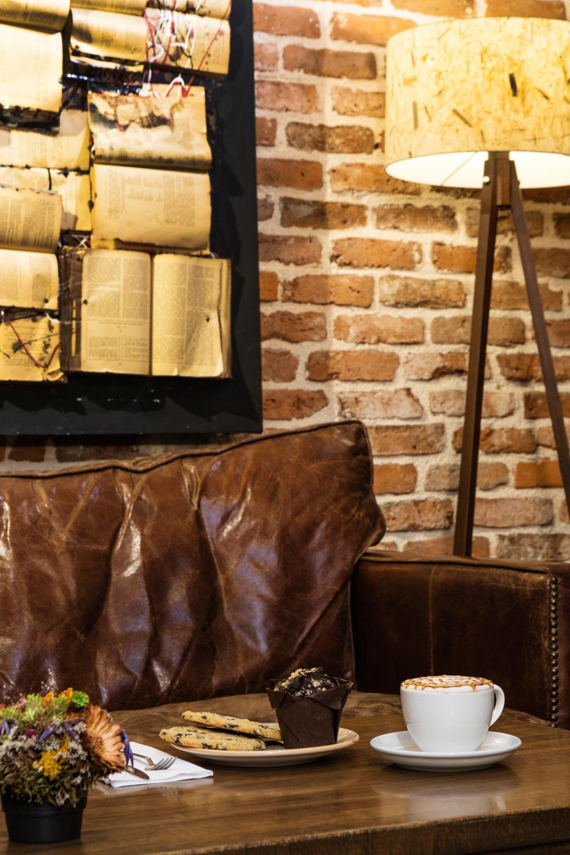 Meroddi Galata Mansion - Image 37