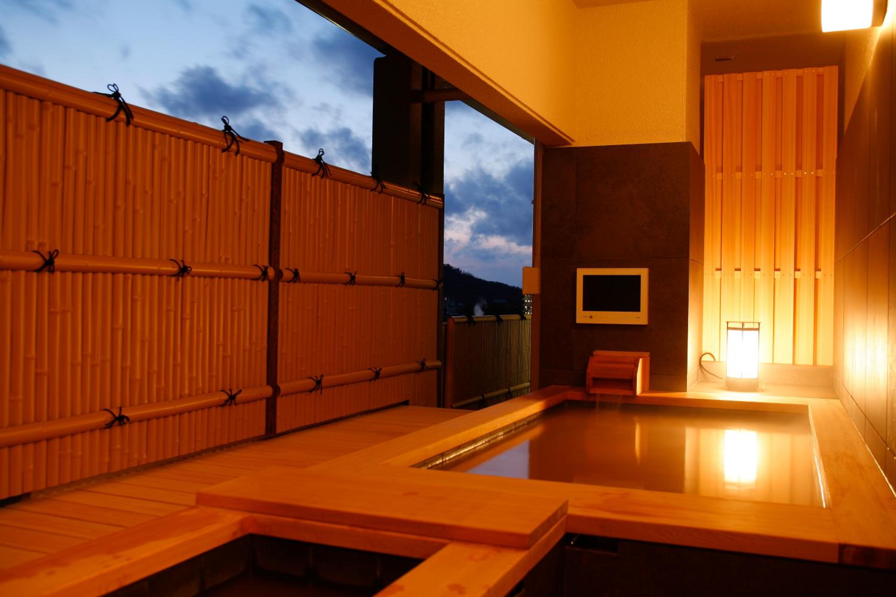 Arima Hot Spring Ryokan Hanamusubi