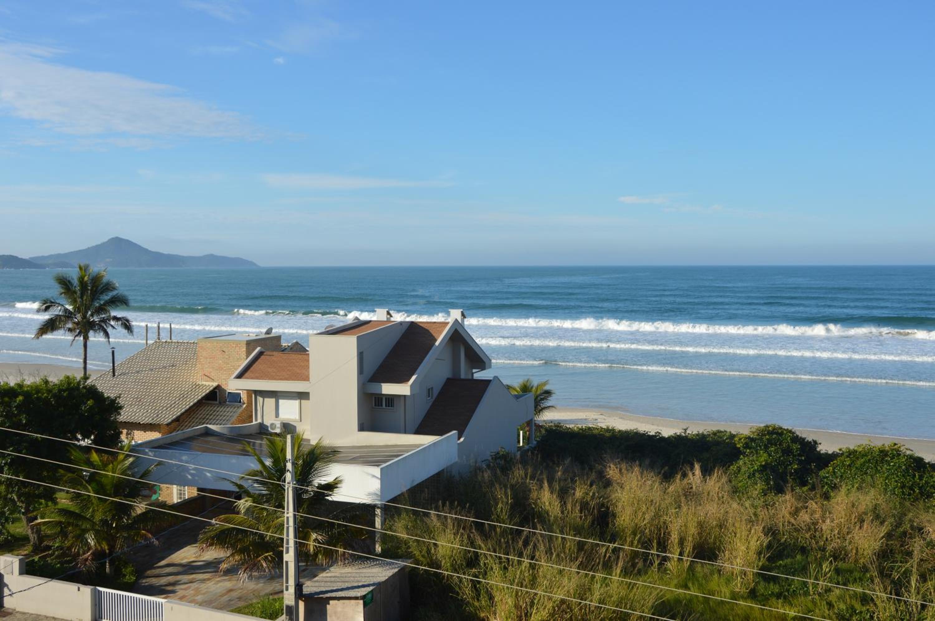 Belíssima cobertura duplex - De frente para o mar - Bombinhas-SC