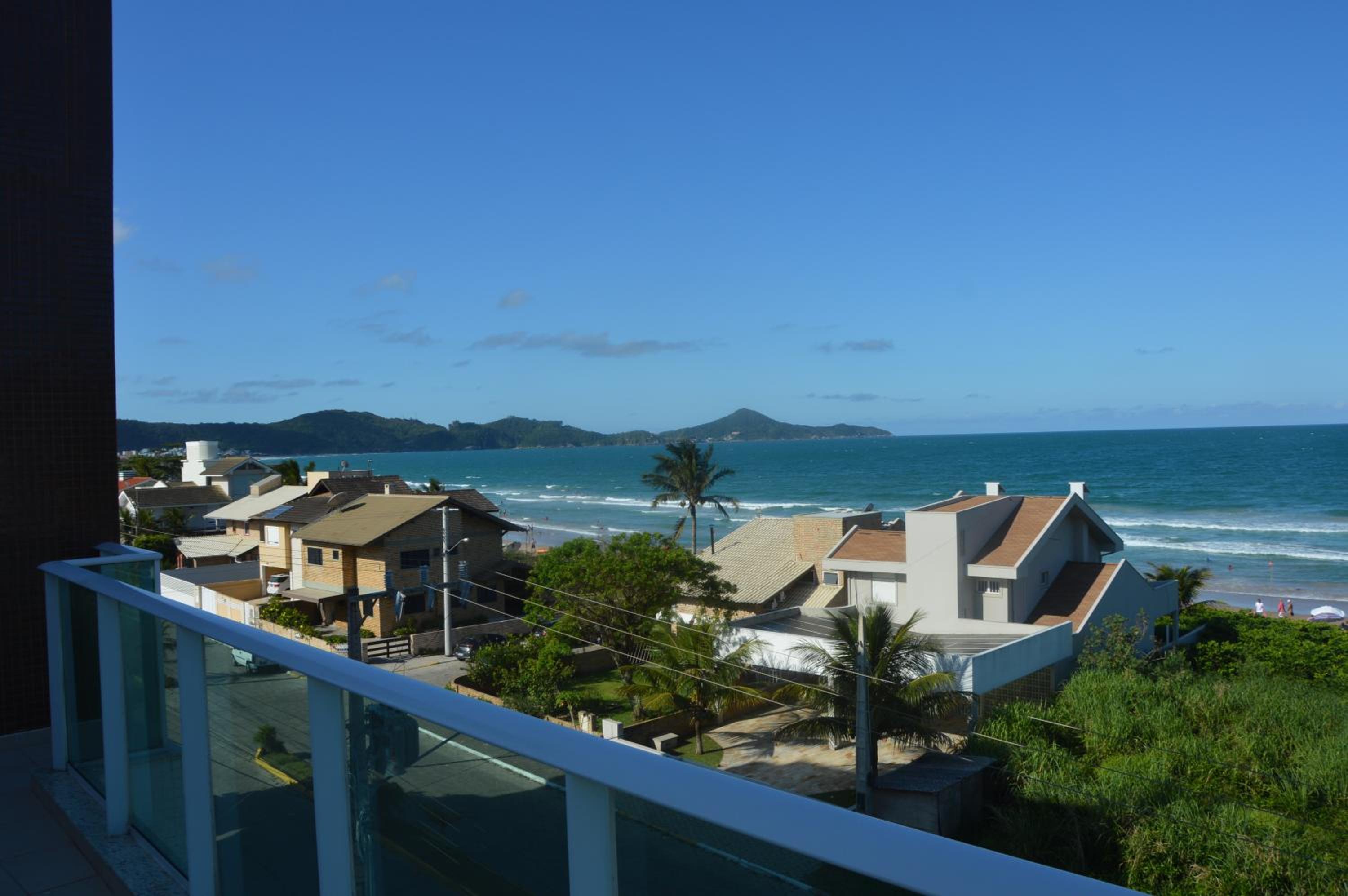 Belíssima cobertura duplex - De frente para o mar - Bombinhas-SC