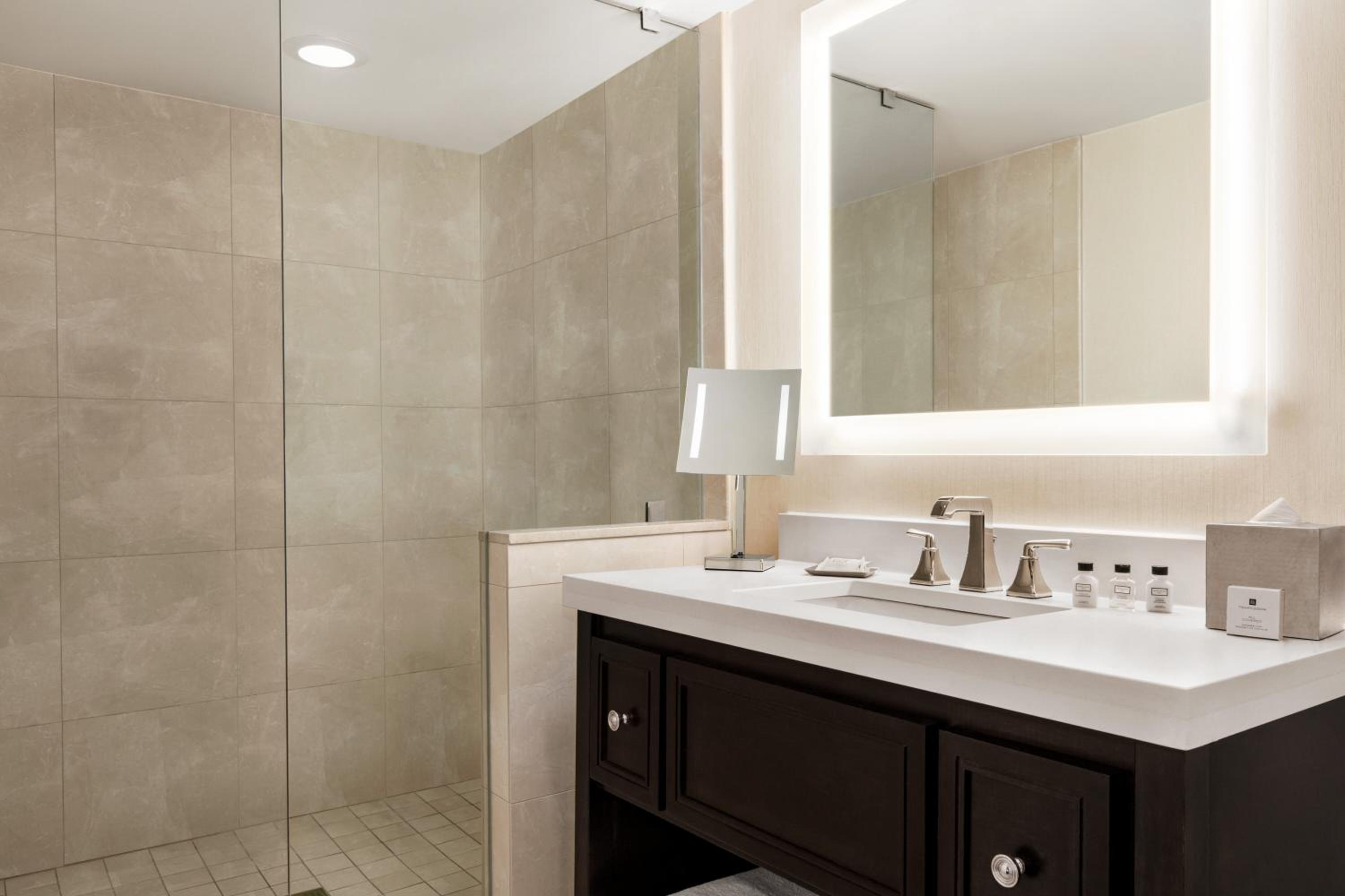 Crowne Plaza Hotel Philadelphia - King of Prussia, an IHG Hotel - Property Image 5