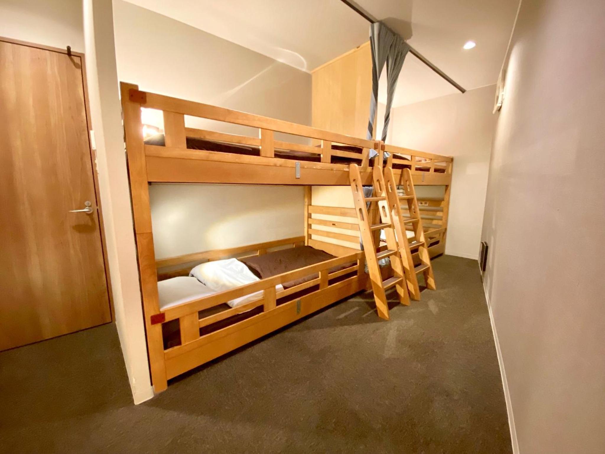 Osaka Guesthouse Nest