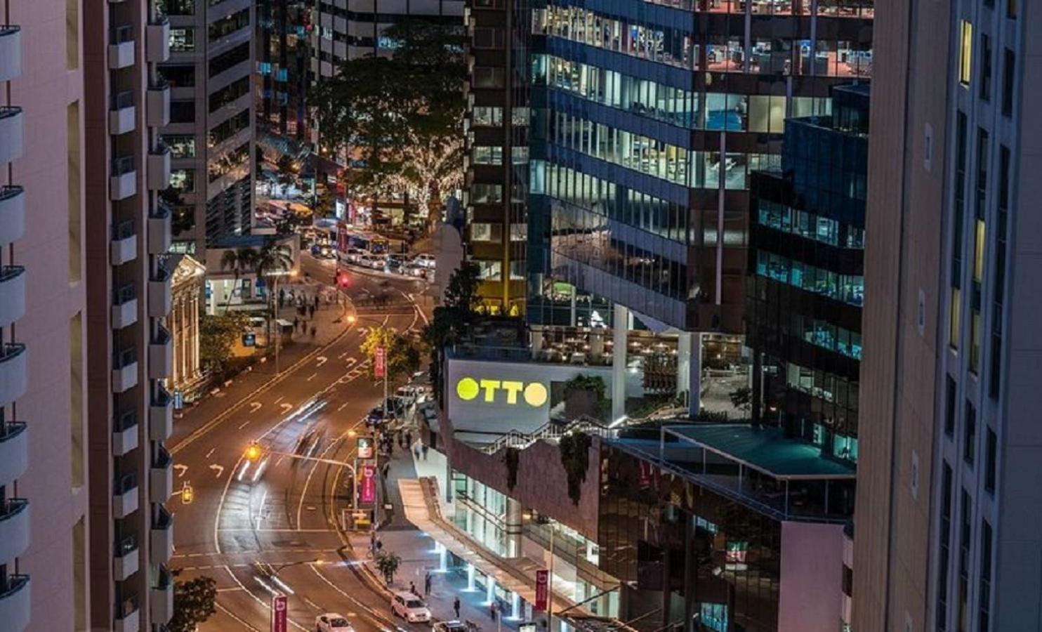 Executive 3 Bedroom Family Suite - Brisbane CBD - Views - Netflix - Fast Wifi - Free parking