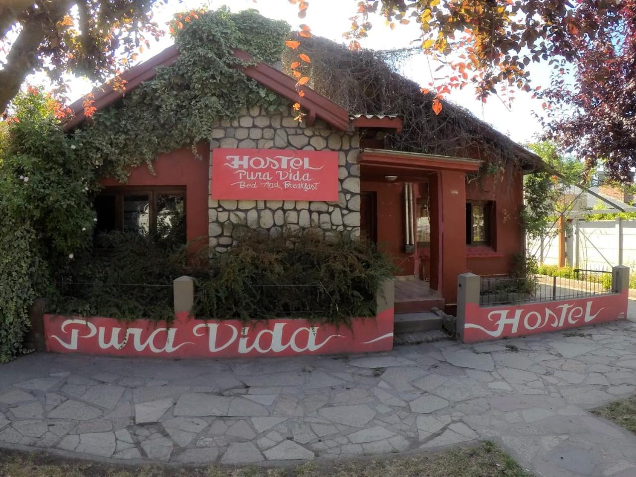 Pura Vida Hostel