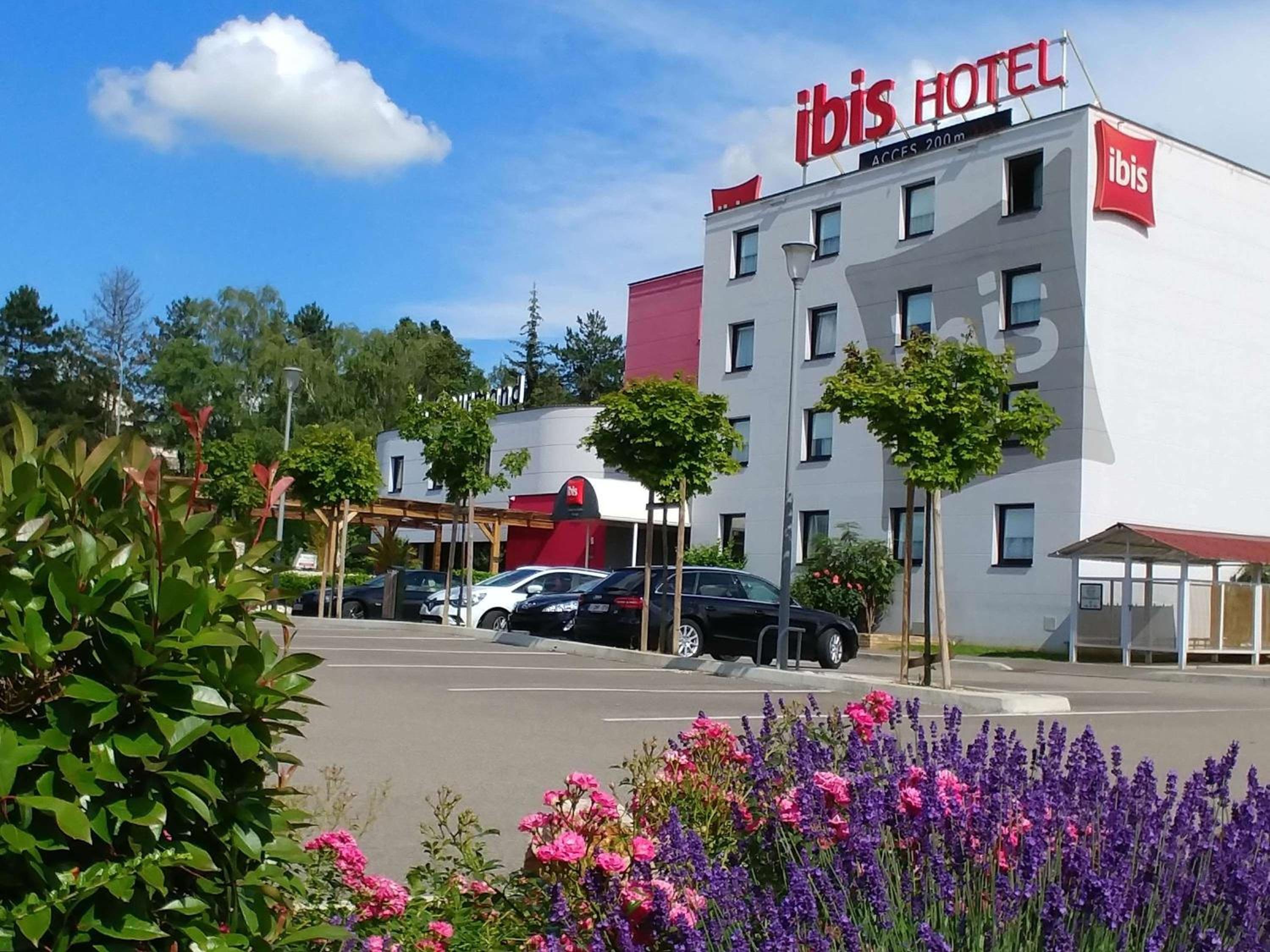Chalon-Sur-Saone Vacations - ibis Europe Chalon Sur Saone - Property Image 1