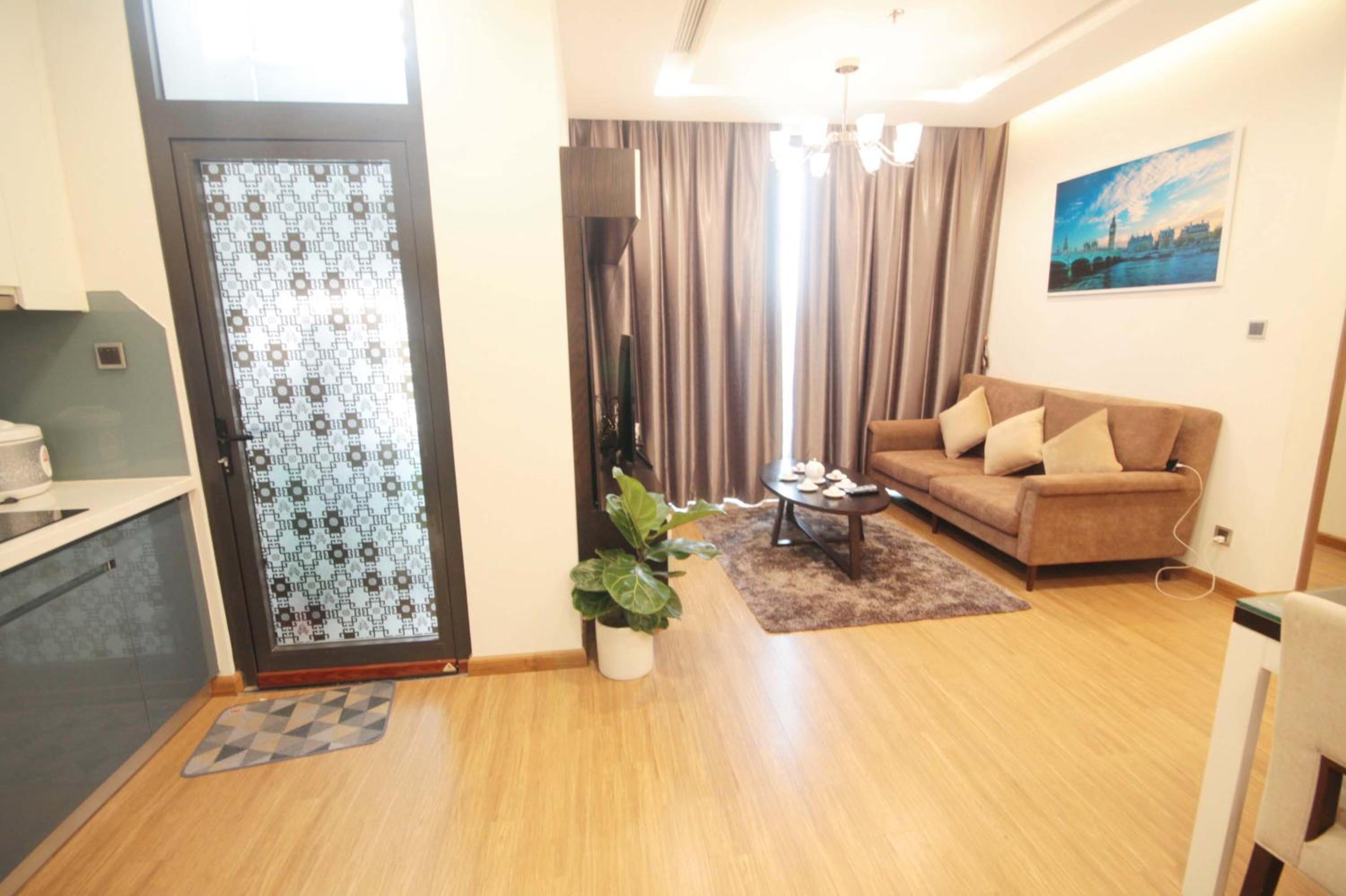 BOM HOMES- VINHOMES METROPOLIS-Service Apartment