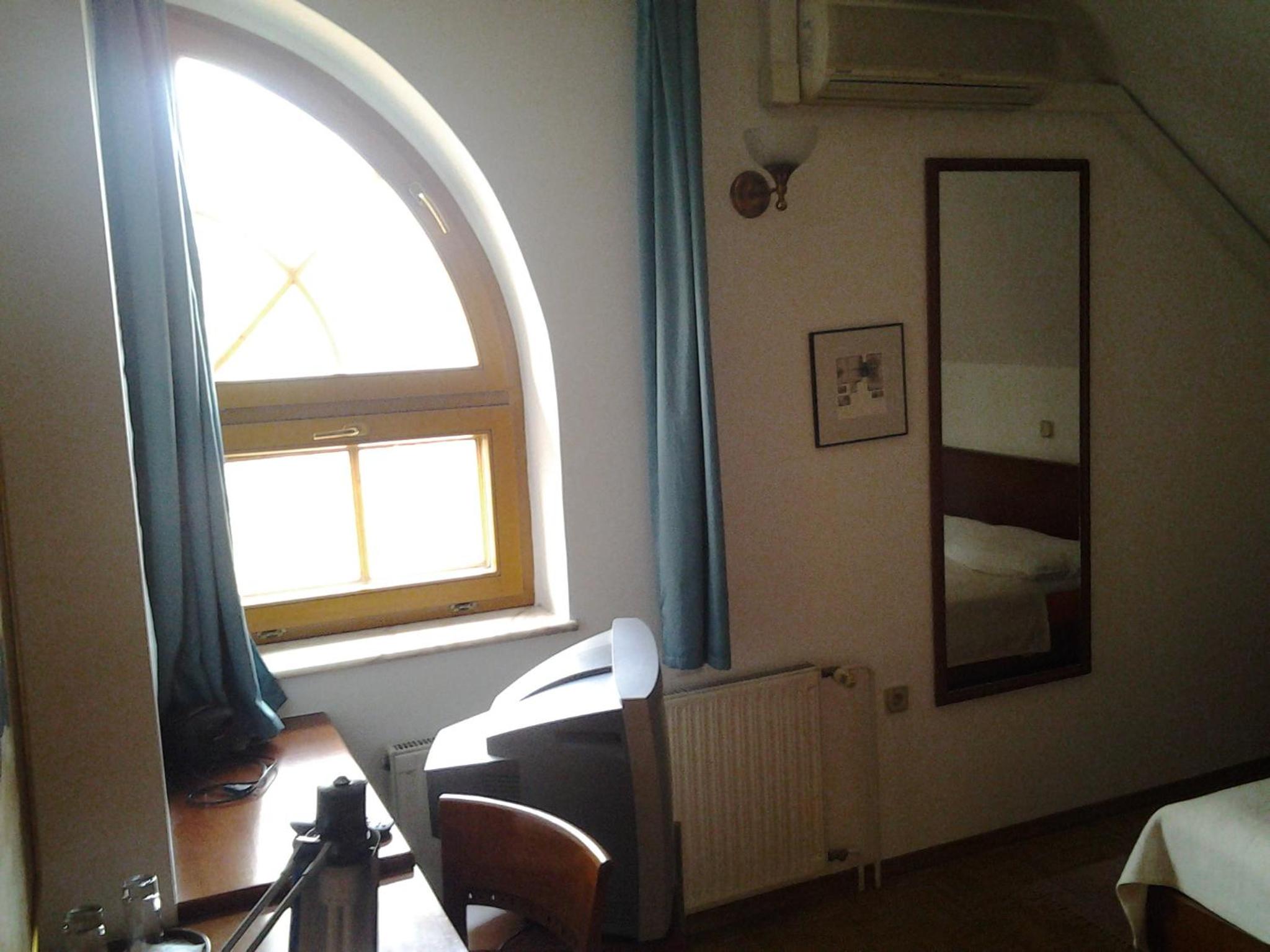 Photo 61