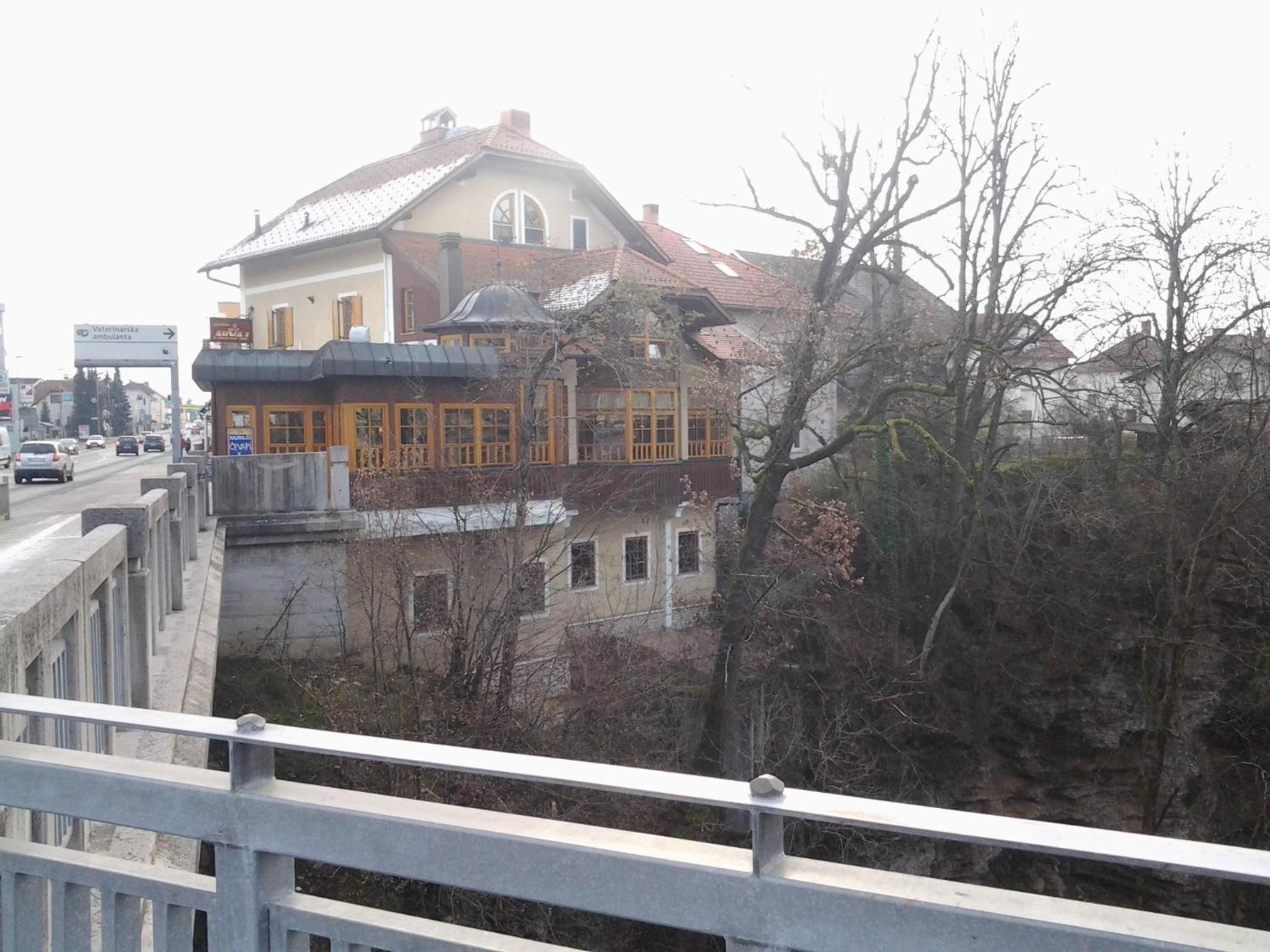 Photo 62