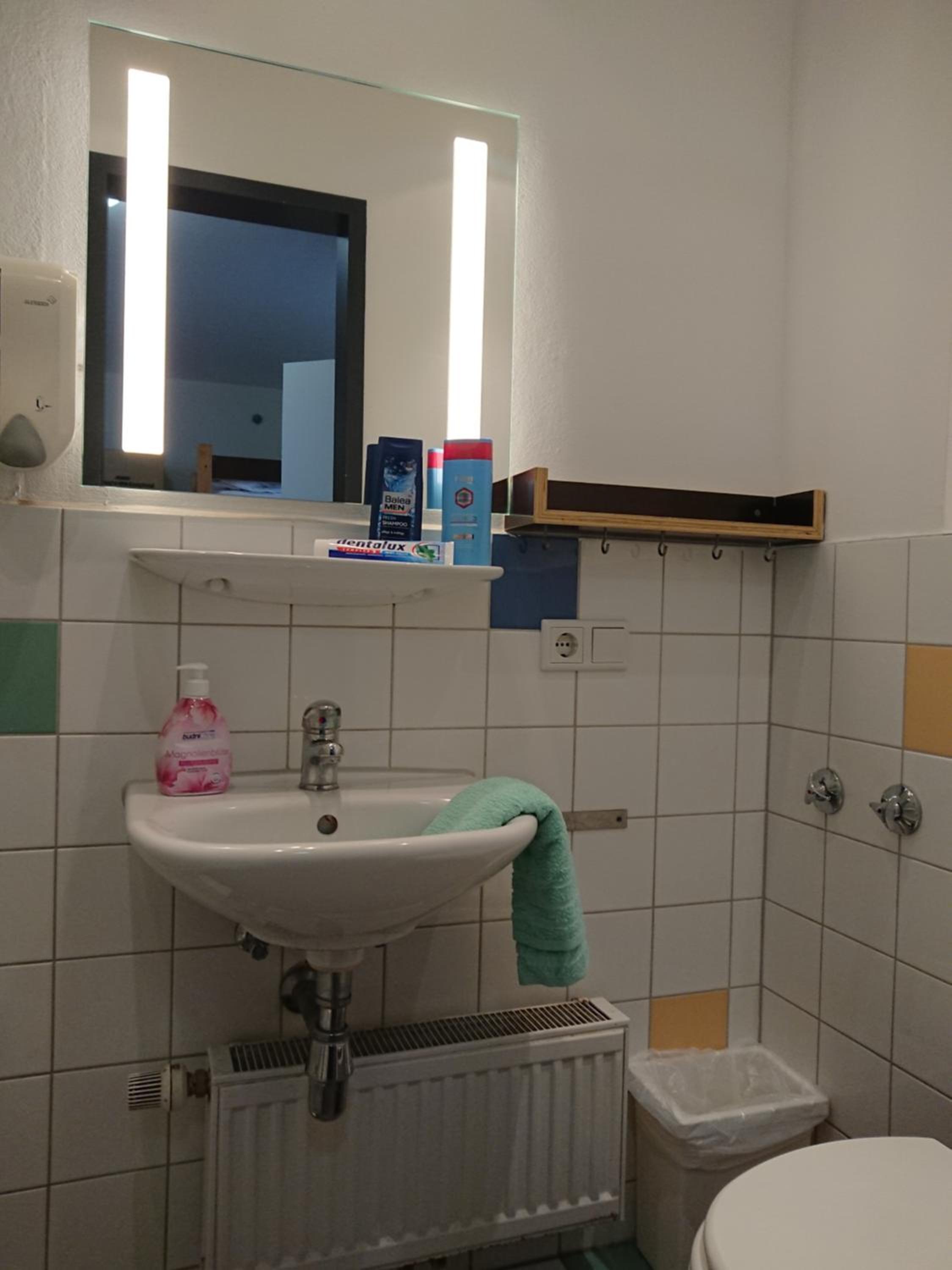 Photo 9