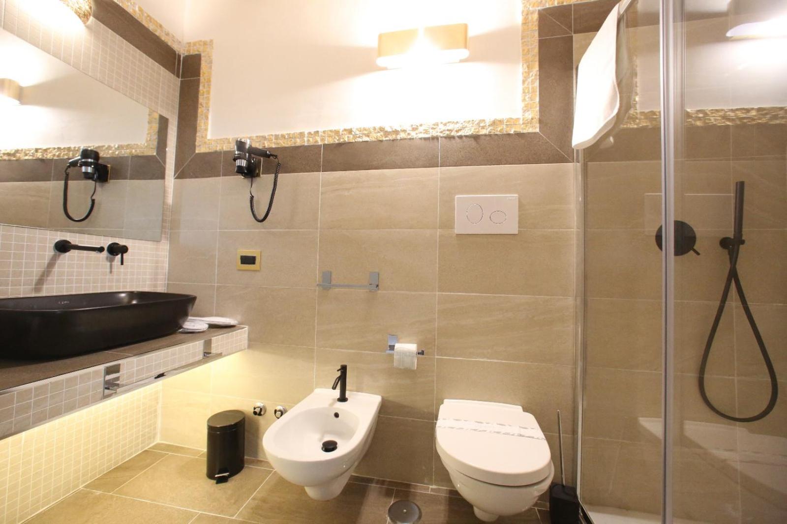 Relais Piazza Del Plebiscito B&B