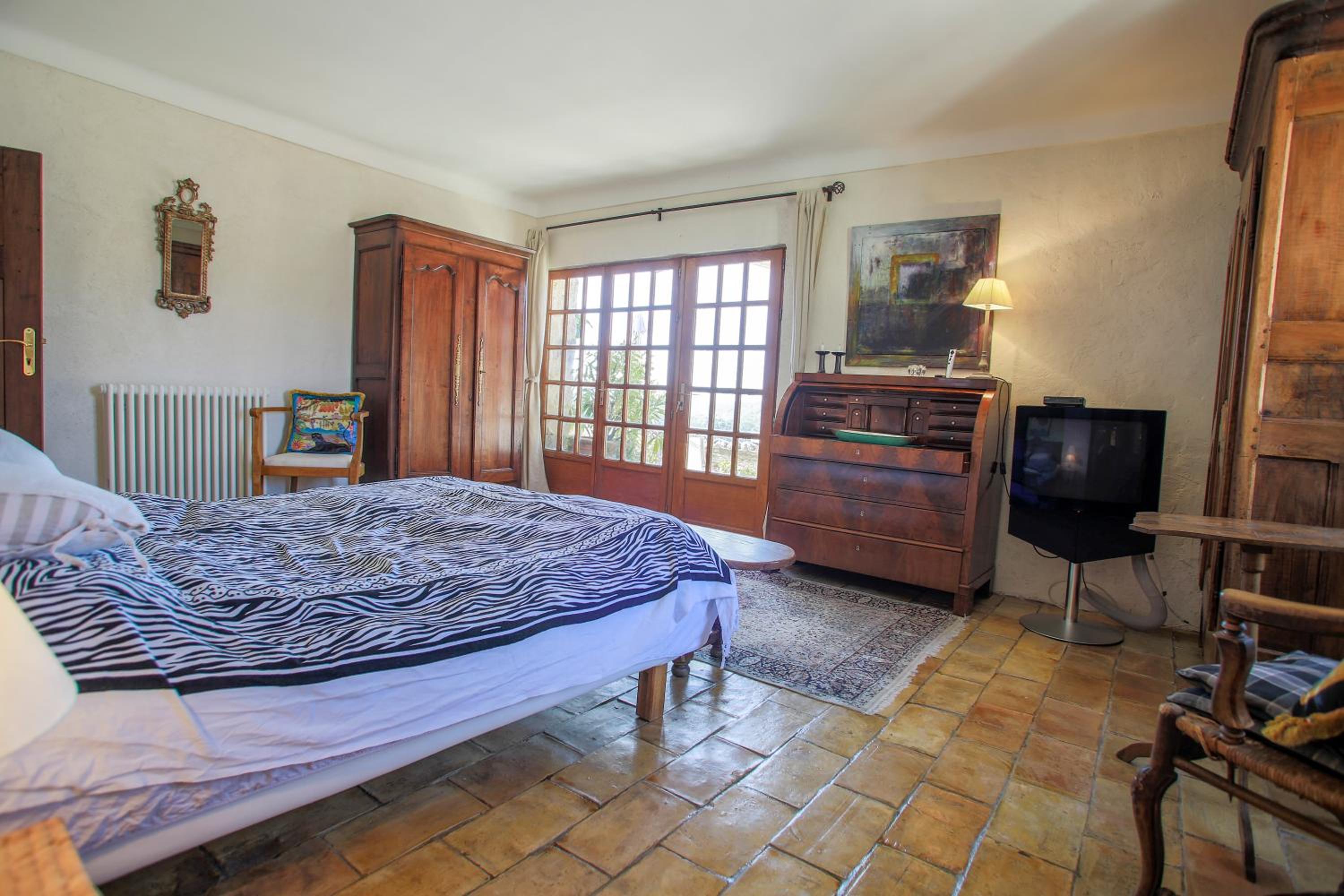 Muller's Bed & Breakfast view 2