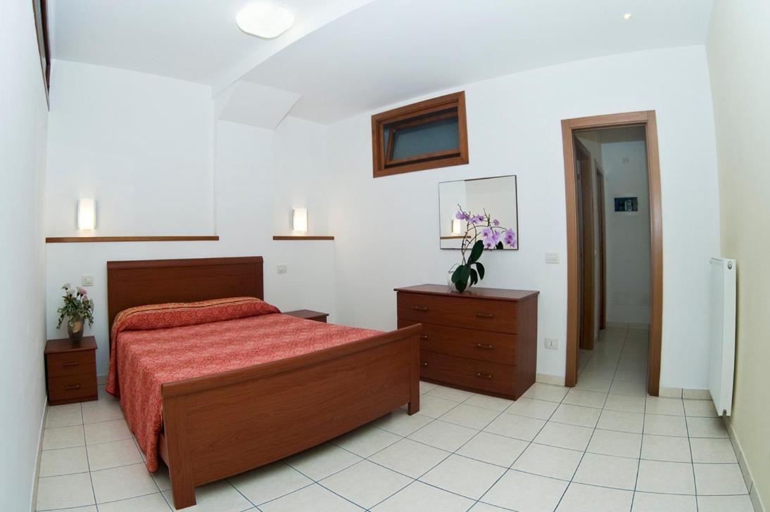 Casa Facchinetti Yellow apartment view 5