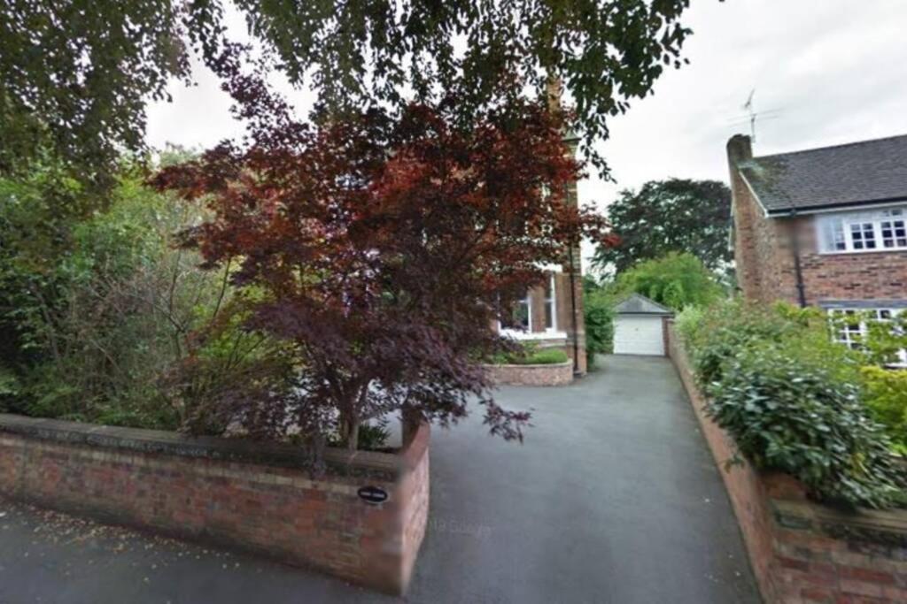 Brand new apartment in Knutsford view 3