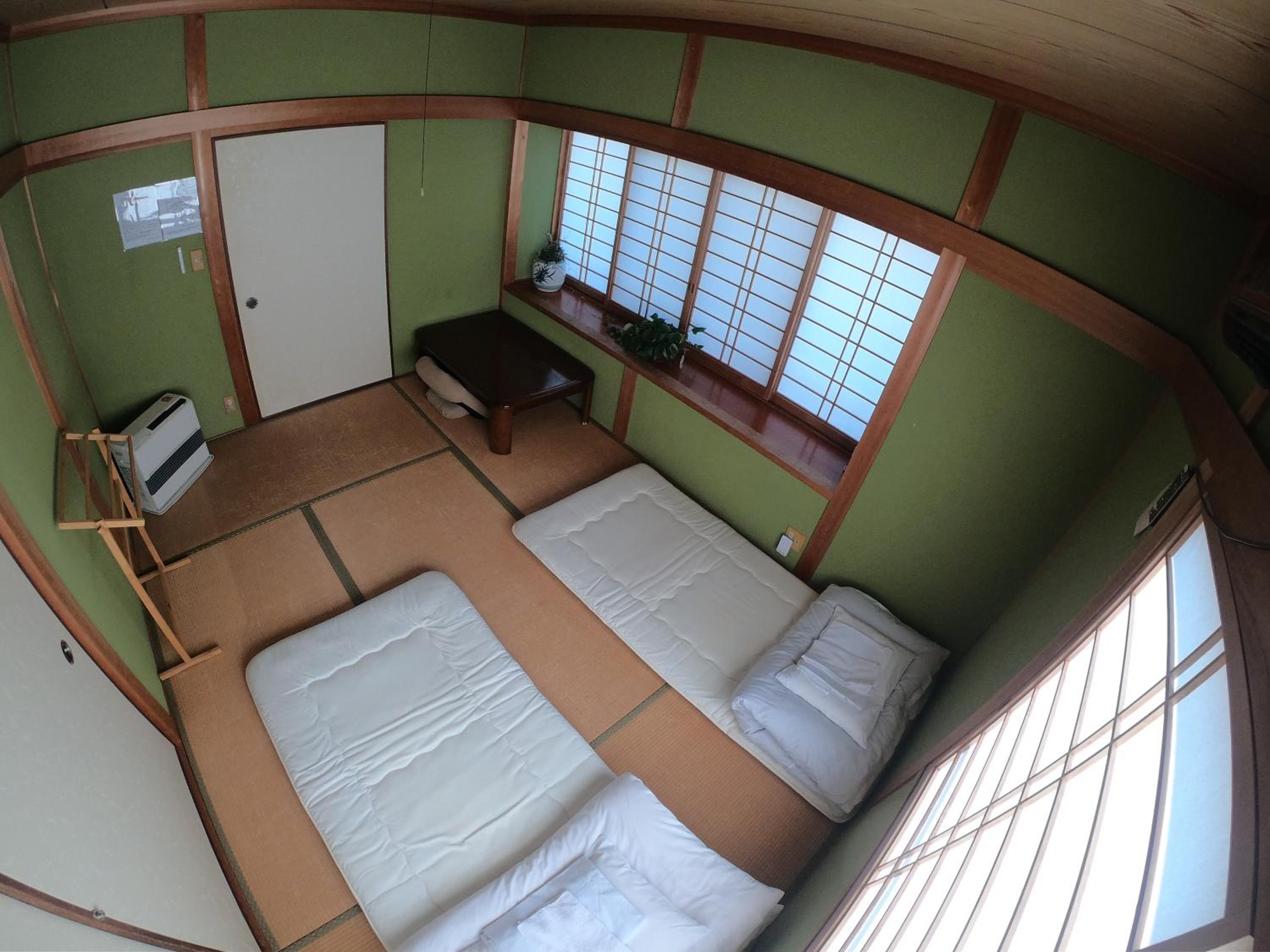 Photo 8