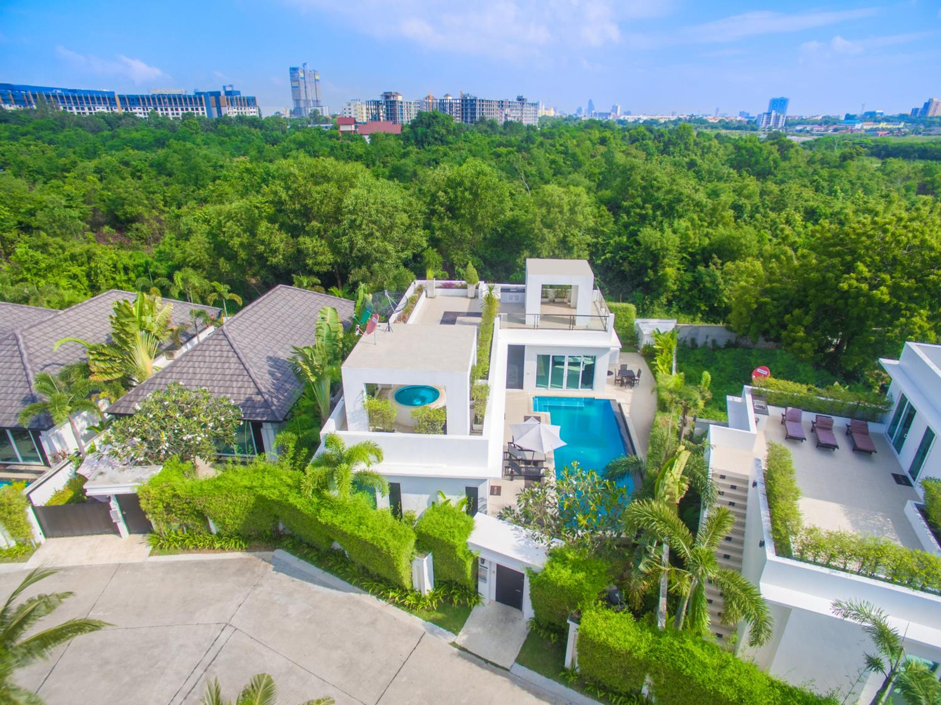Villas In Pattaya