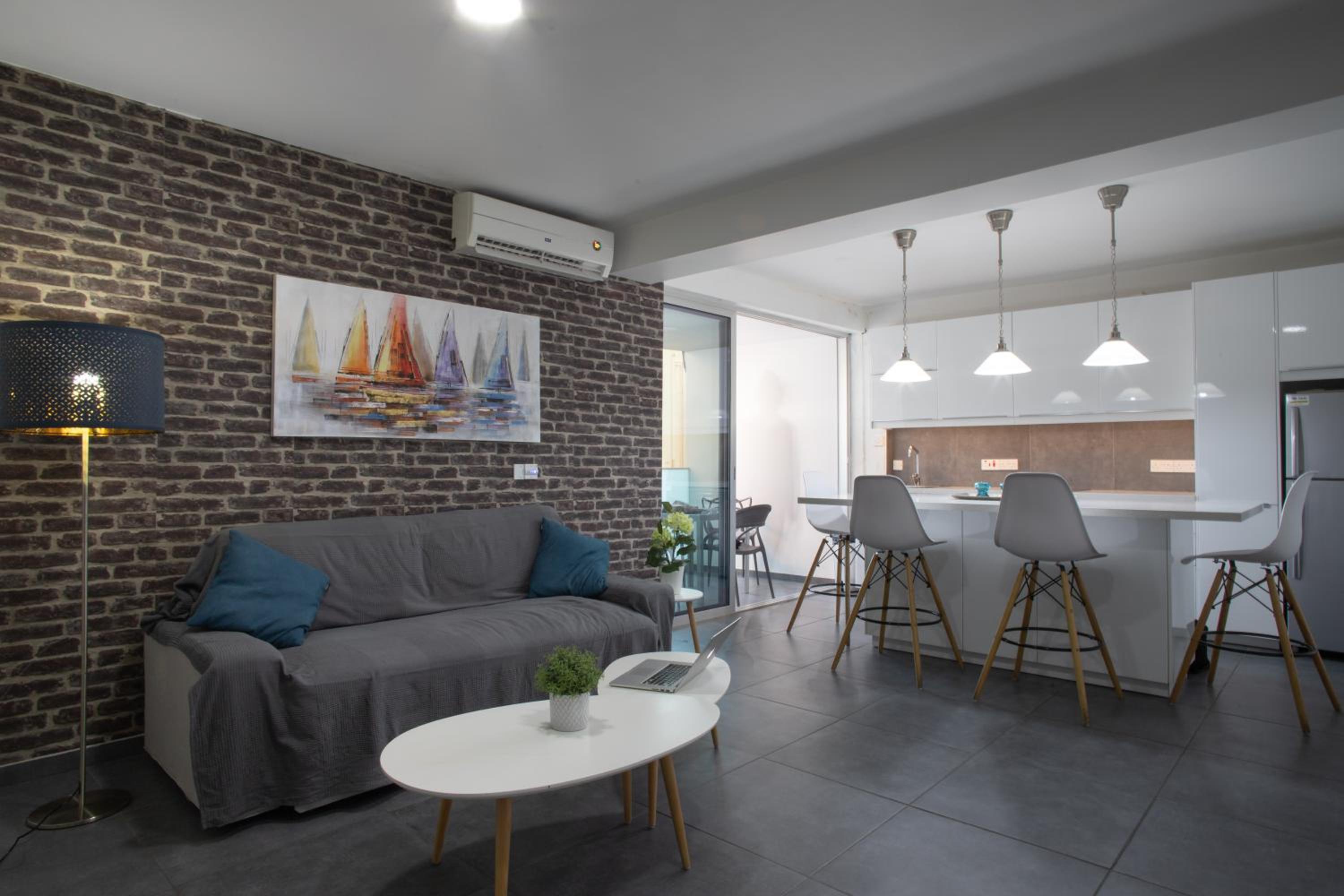 Poseidon Apartment by Michalis