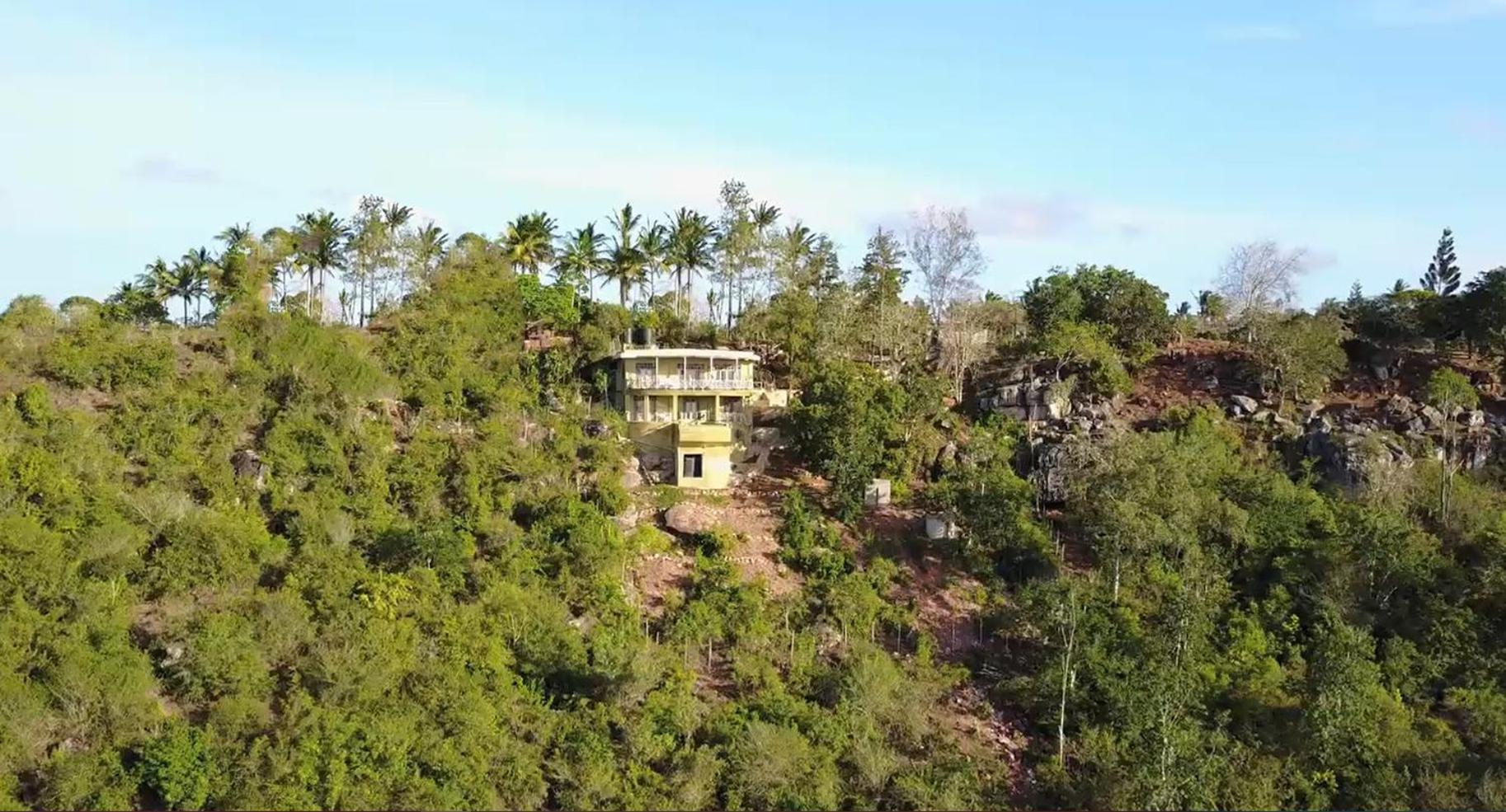 Arcadia Cliff House