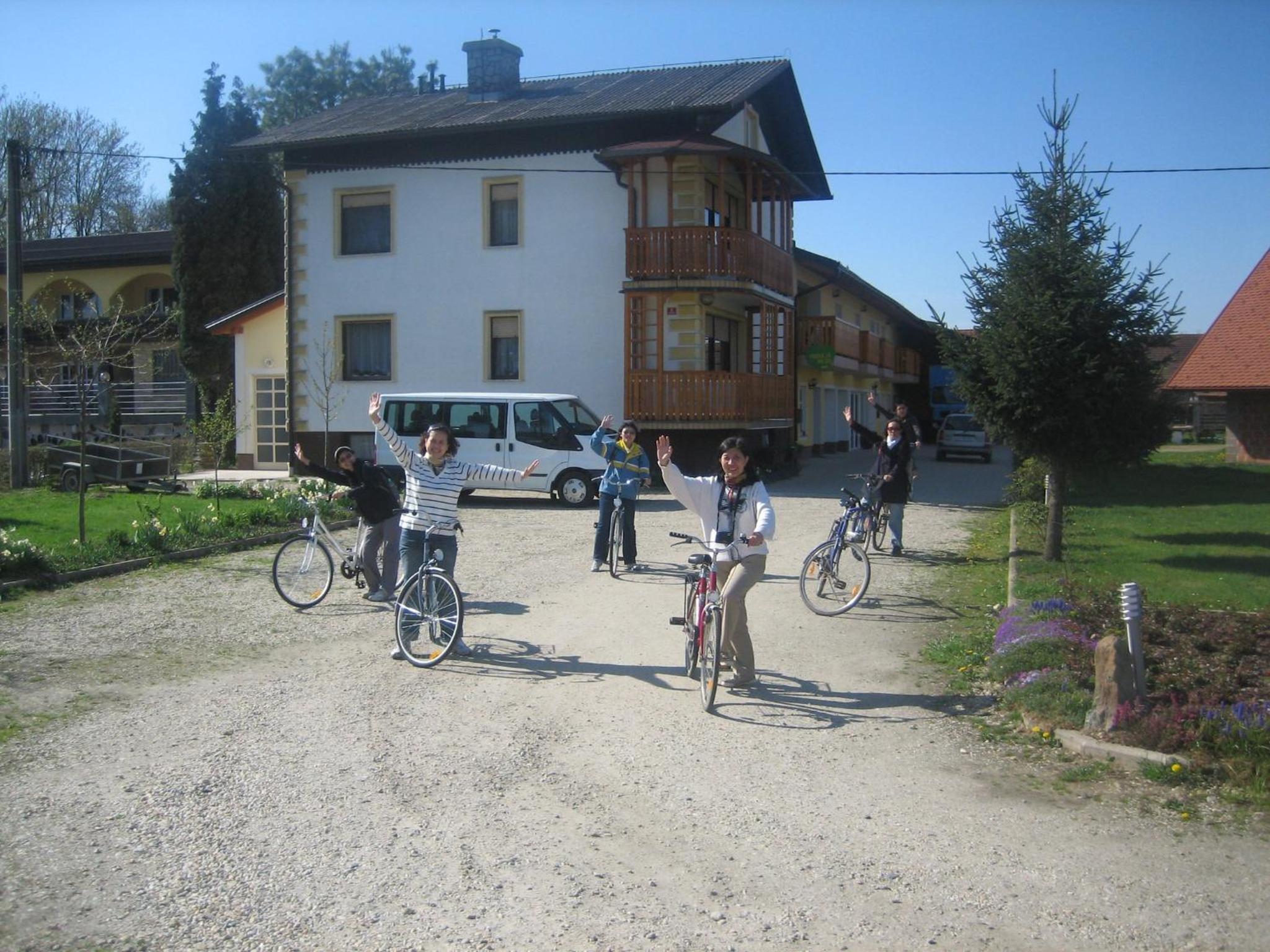 Photo 28