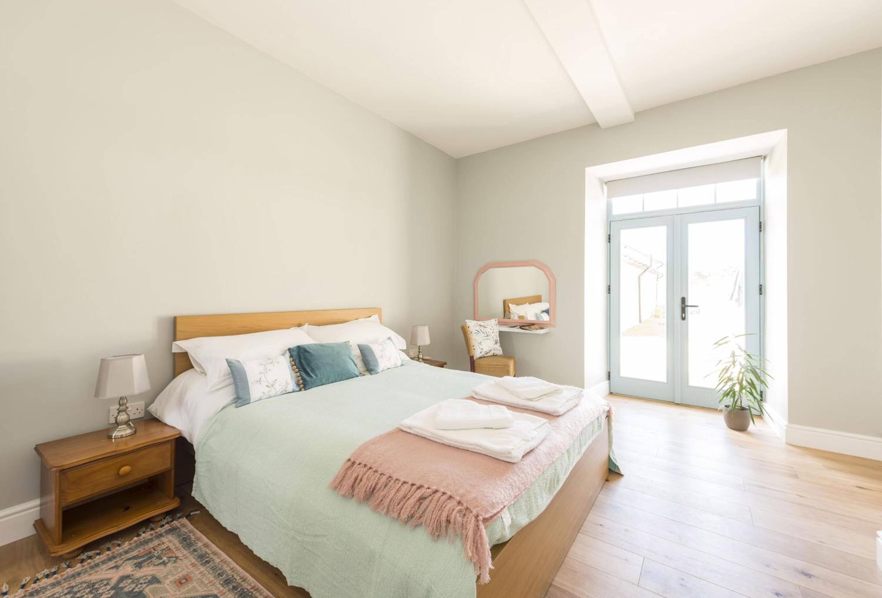 Stapleford Farm Cottages