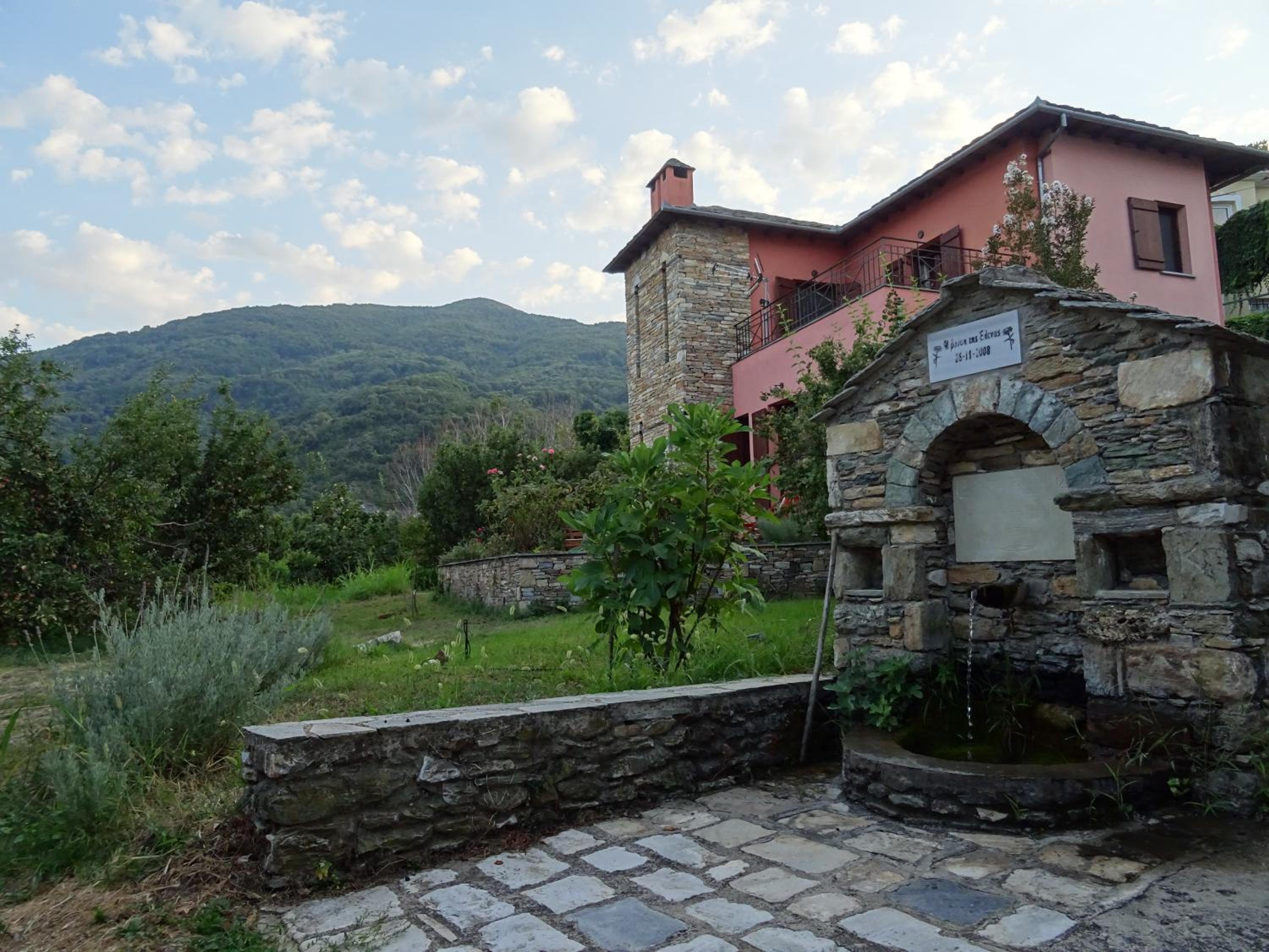 Homer's Guesthouse view 5