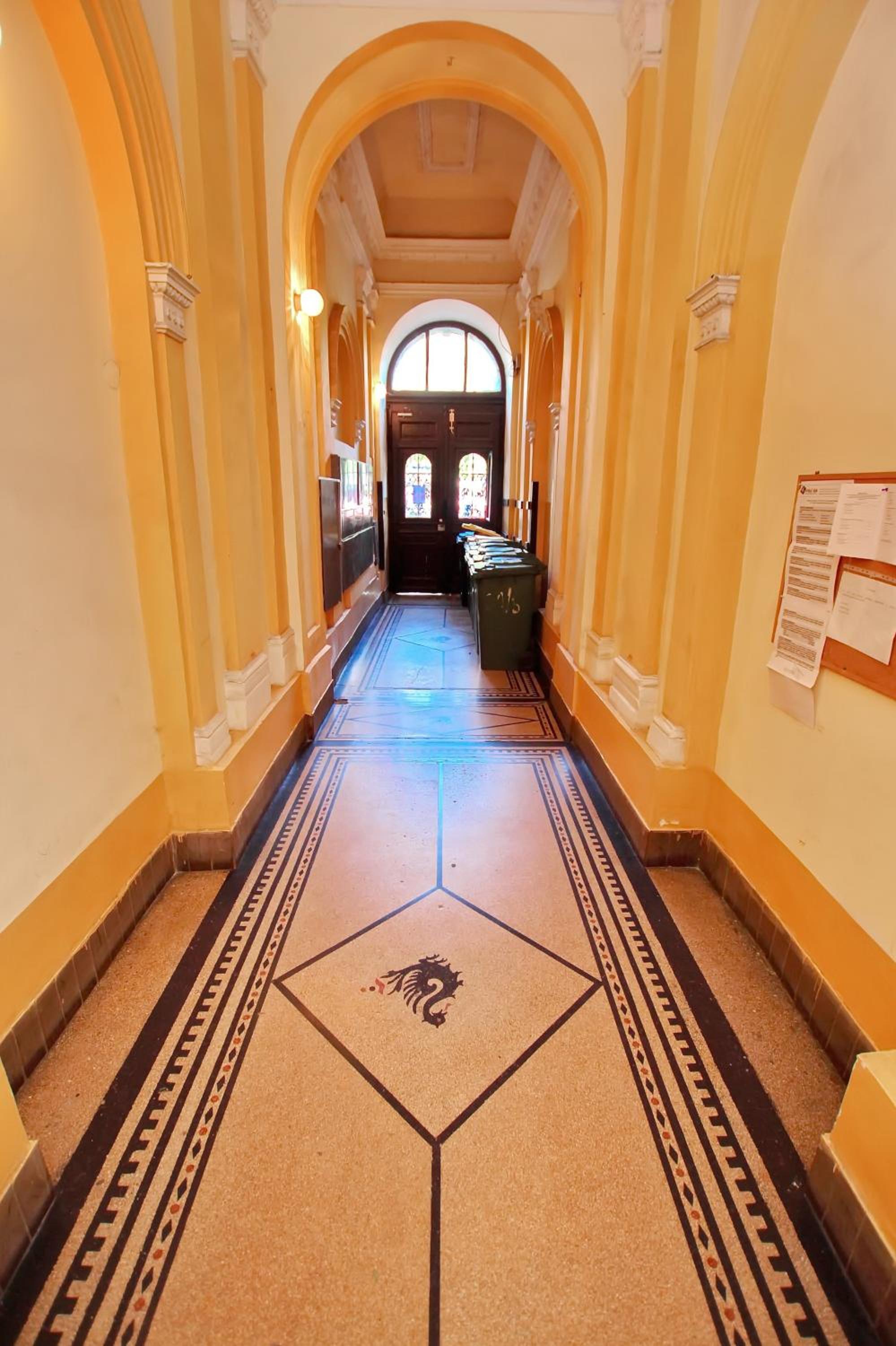Gellerico Rooms at Rákóczi Square view 4