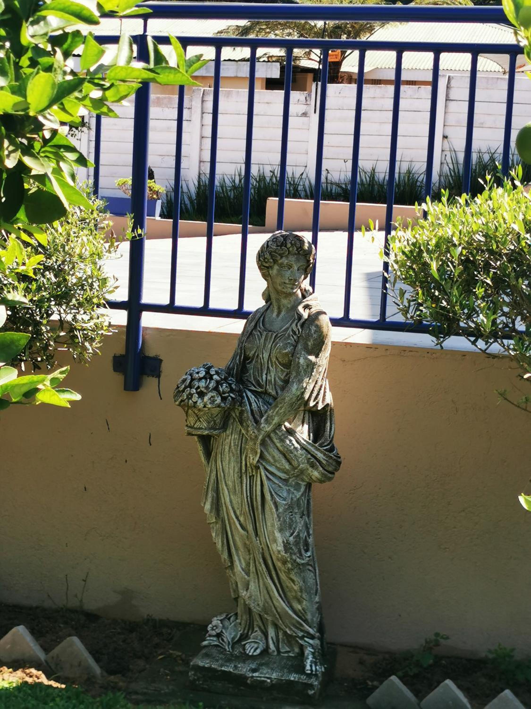 Photo 10
