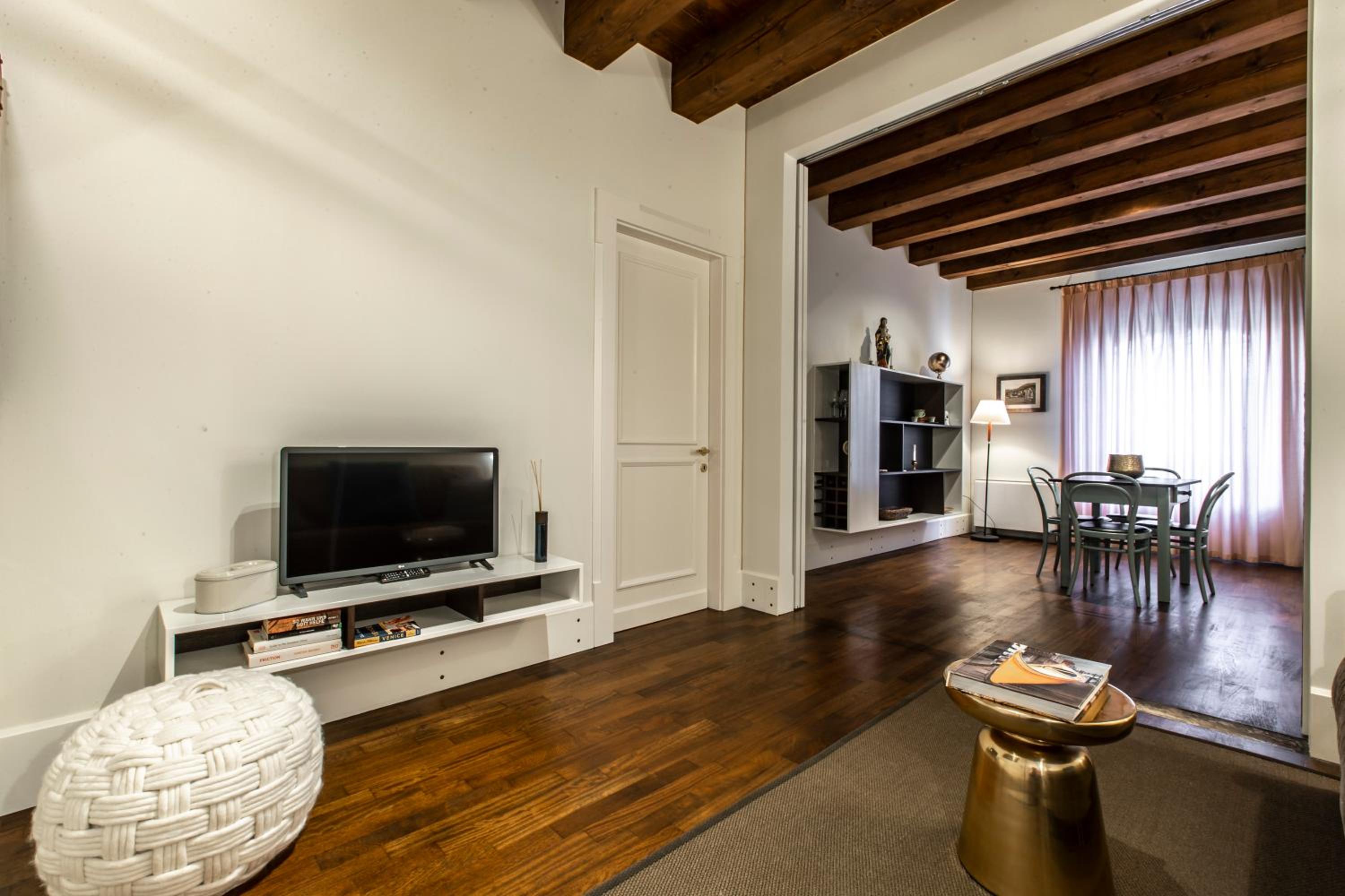 Molino Stucky Apartment Wi-Fi R&R photo 4