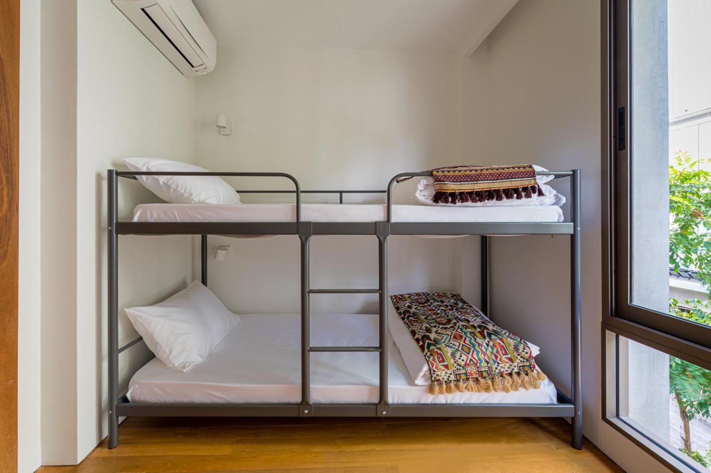 APT476