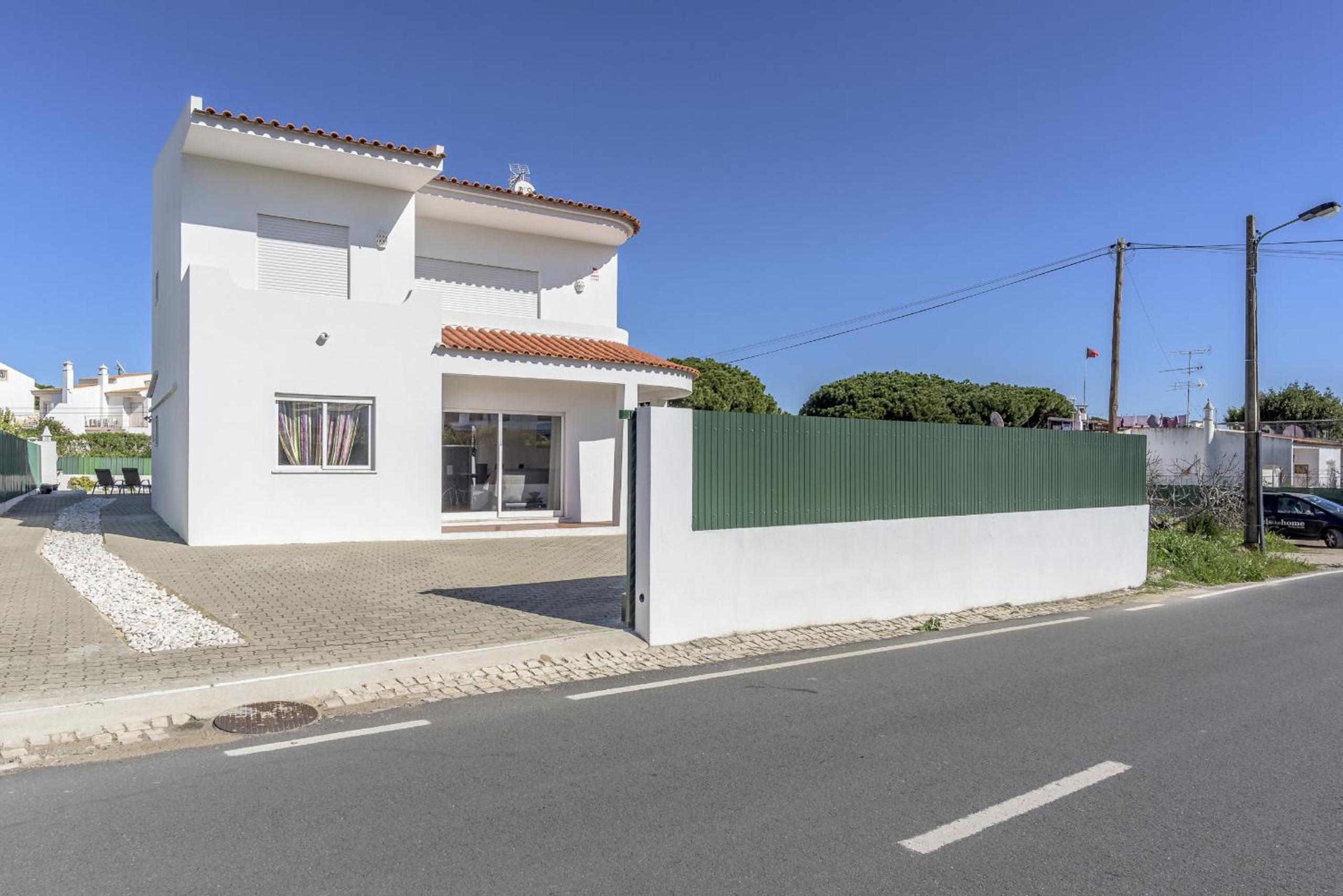 FLH Albufeira Vila Mira Flat with Pool