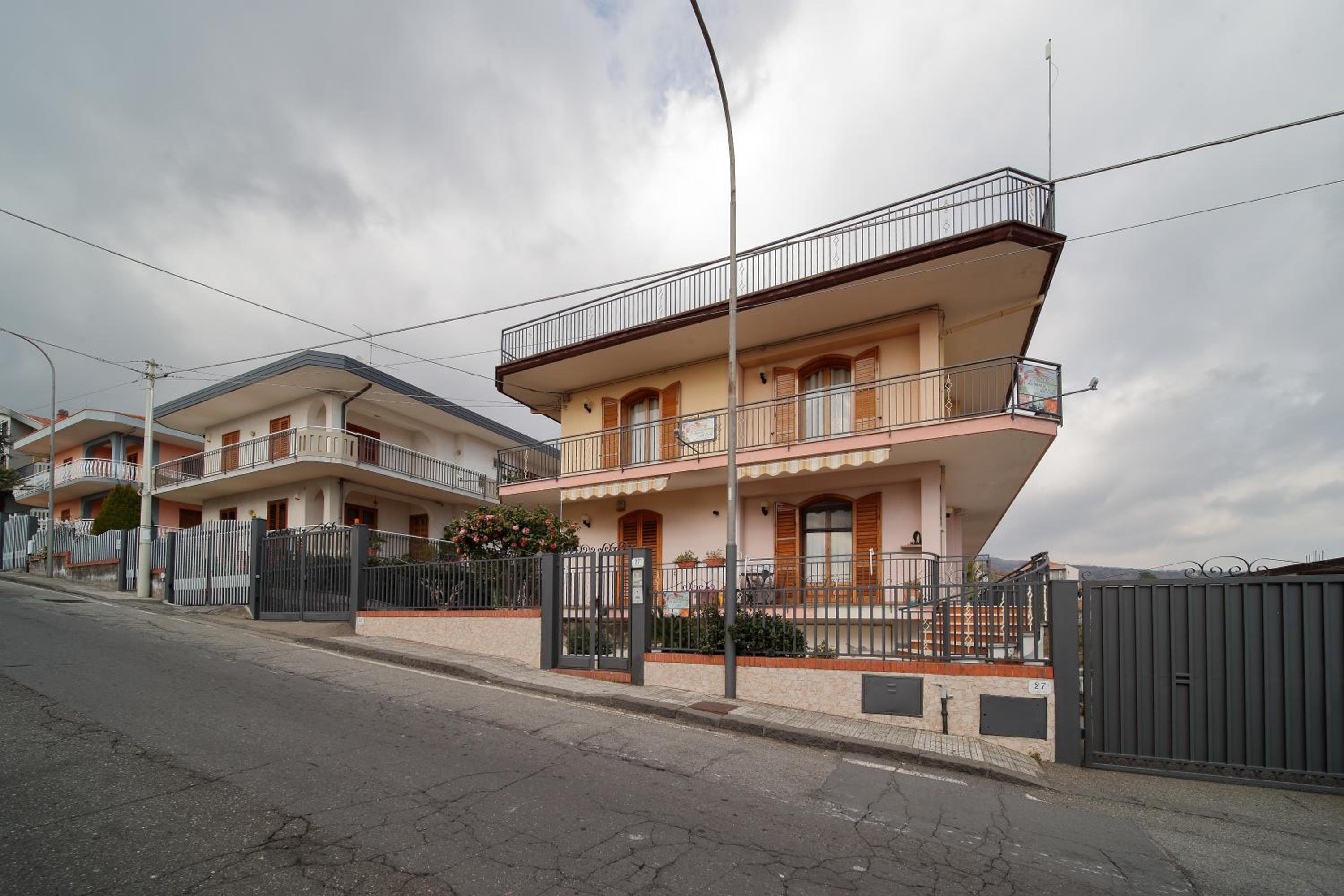 B&B Le Tre rose dell'Etna