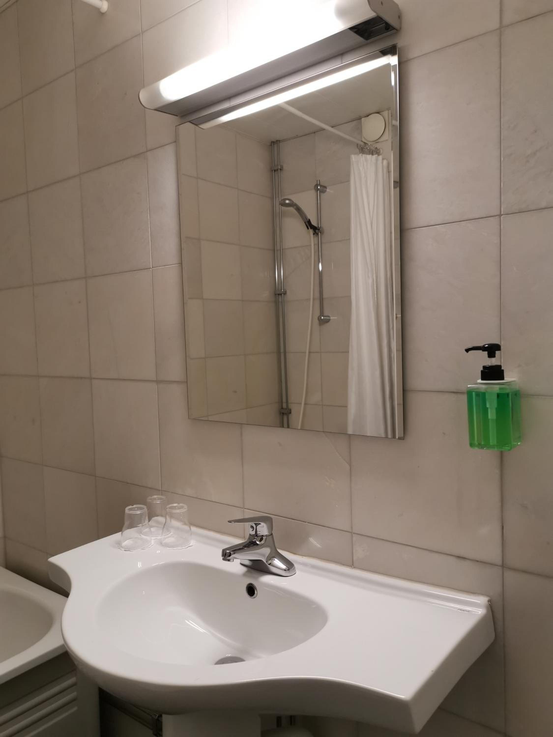Stockholm Vacations - Crystal Plaza Hotel - Property Image 20