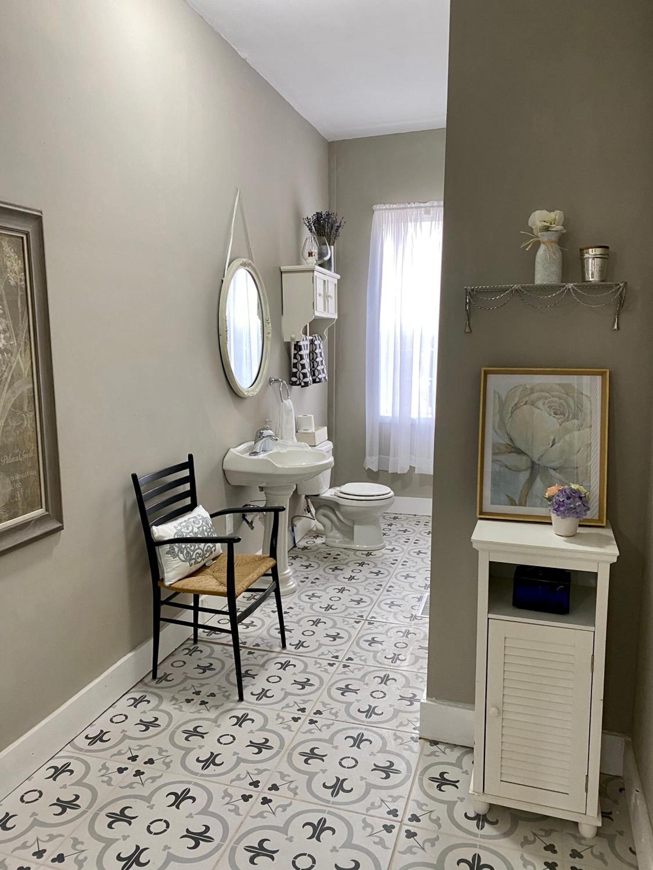 Danville Vacations - Historic McDonald Airbnb - Property Image 4