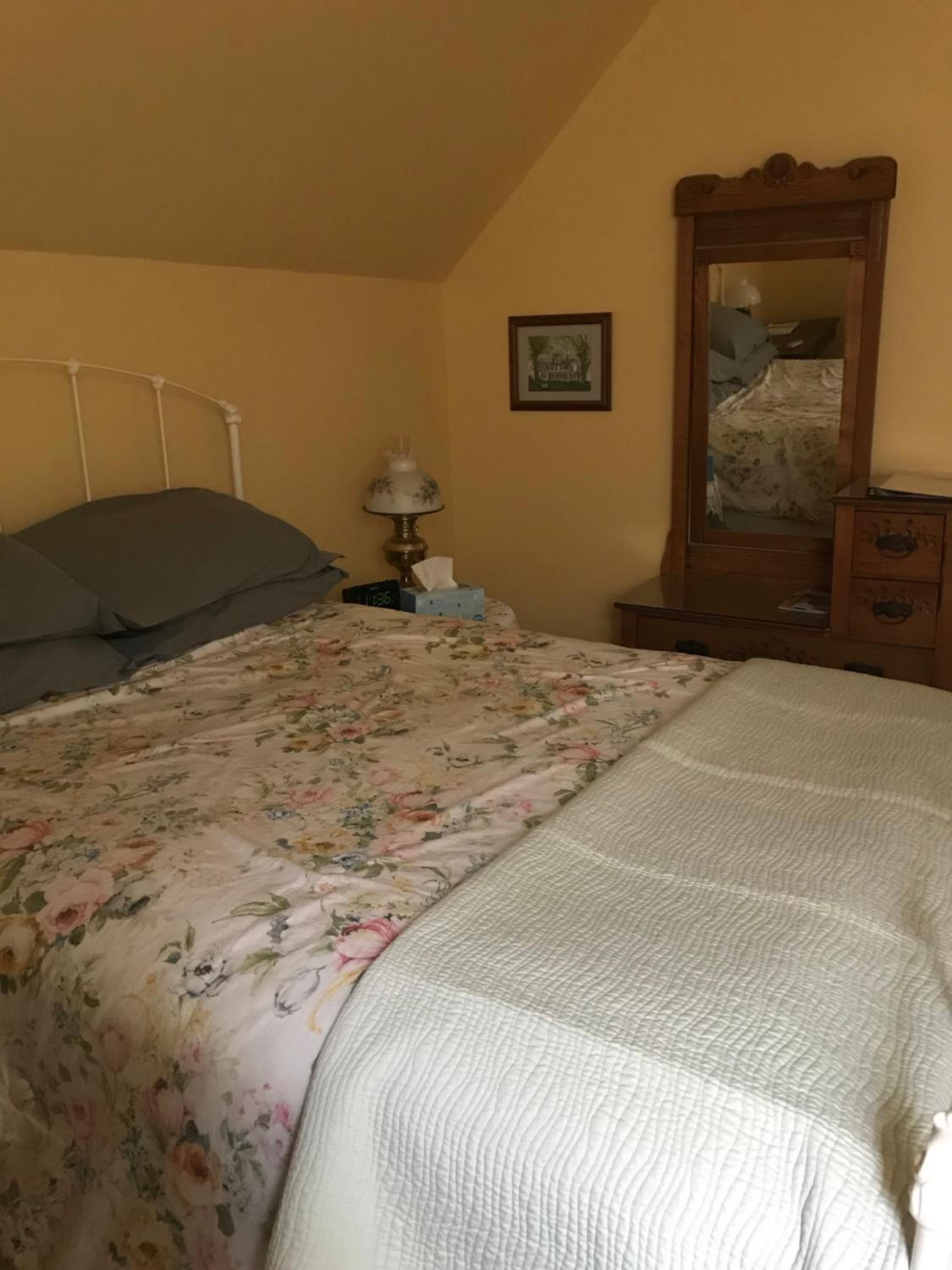 Maplecroft Bed & Breakfast view 3