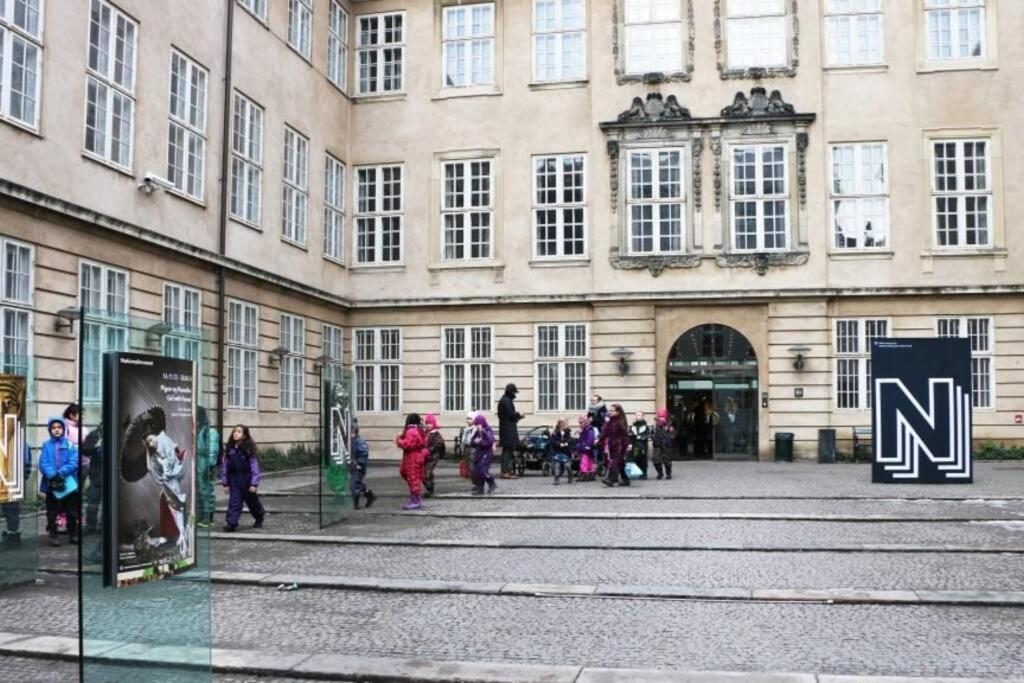 The heart of Copenhagen-Queen's Neighbor