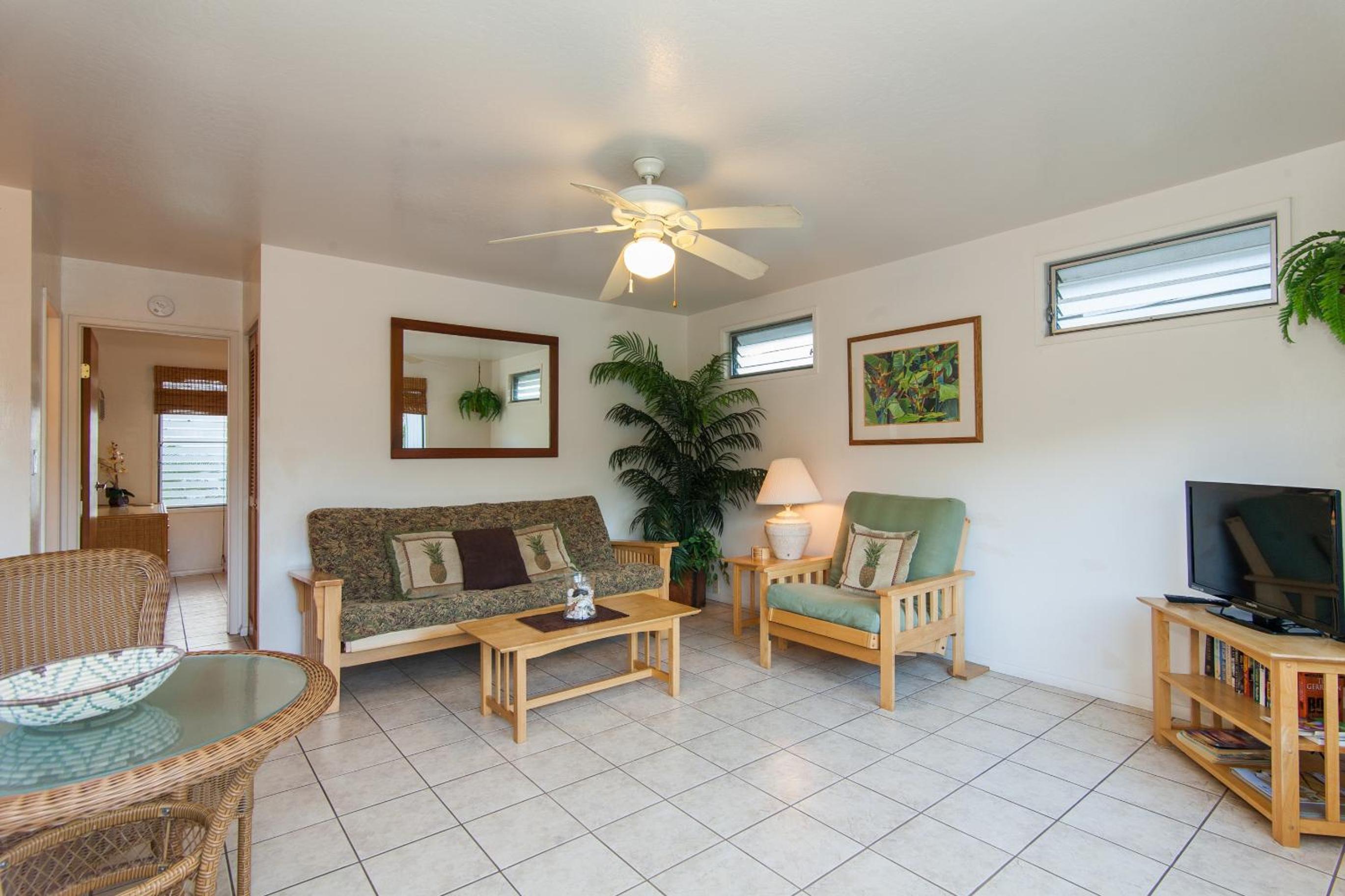 Malu Kauai, a Beautiful Kauai Cottage 1 Mile from Kalapaki Beach home view 3