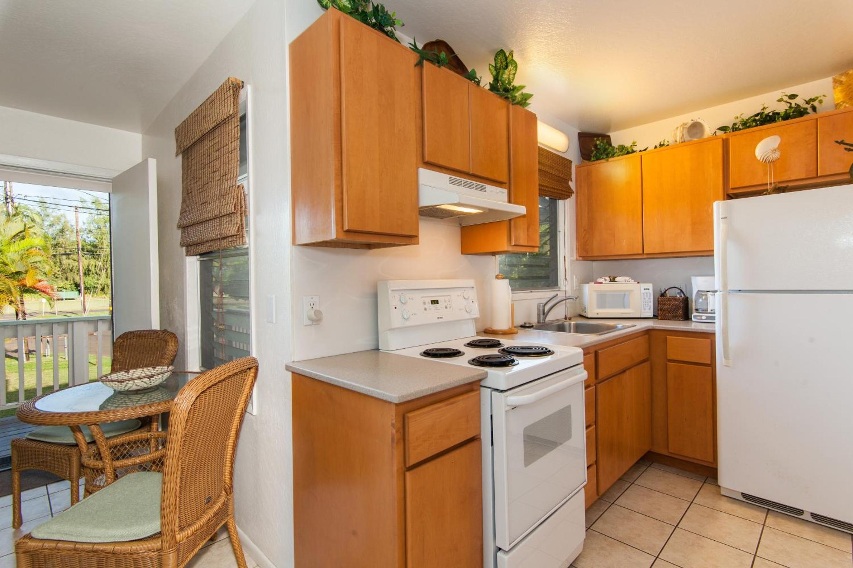 Malu Kauai, a Beautiful Kauai Cottage 1 Mile from Kalapaki Beach home view 5