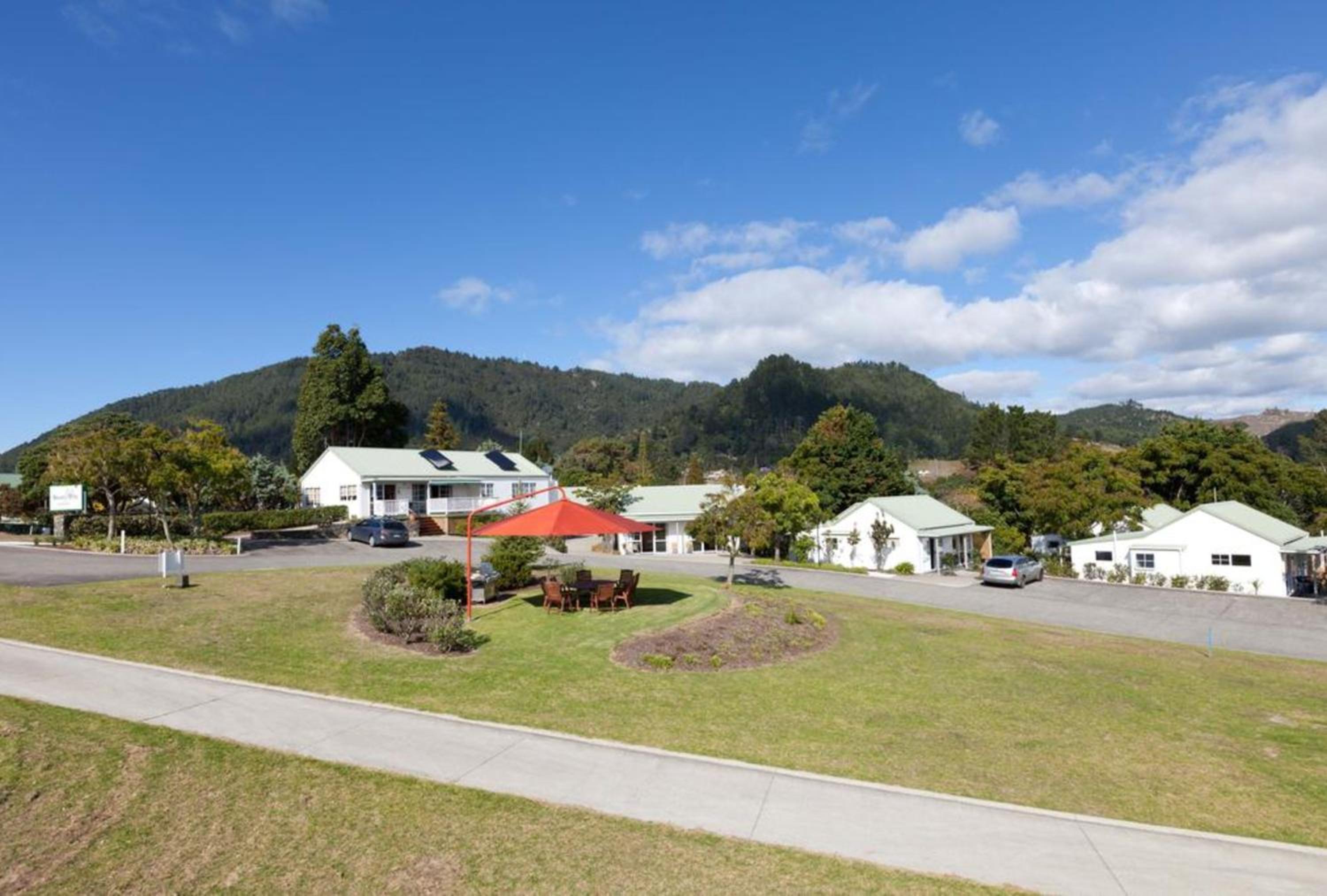 Pauanui Pines Motor Lodge view 5