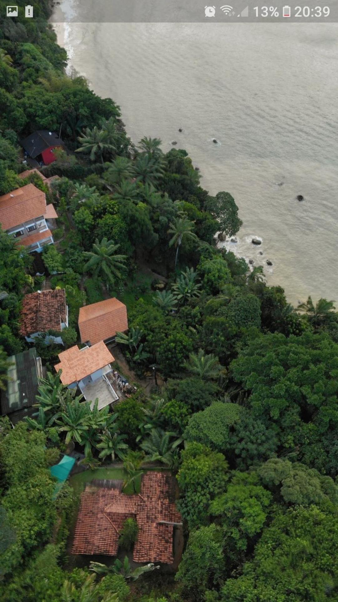 Casa moderna perto do mar
